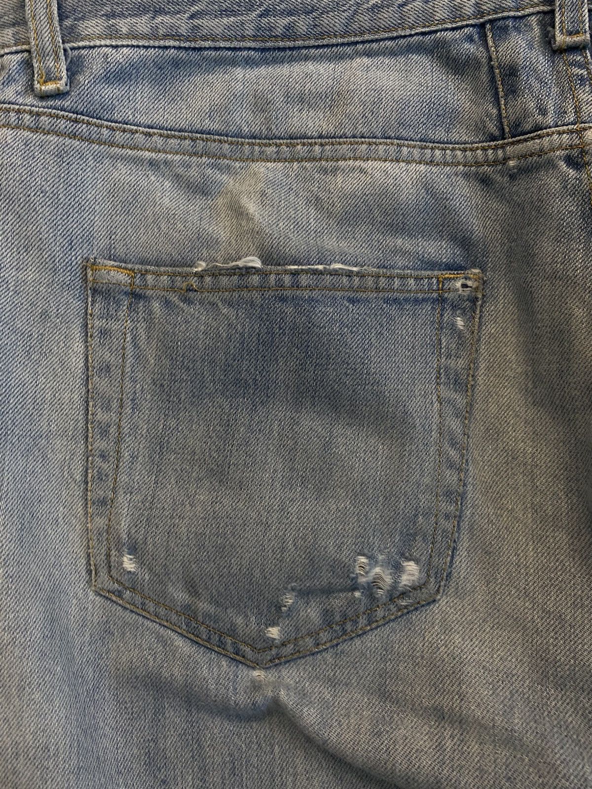 Saint Laurent Paris Saint Laurent AW15 Lightwash Knee Repaired Denim Size US 33 - 9 Thumbnail