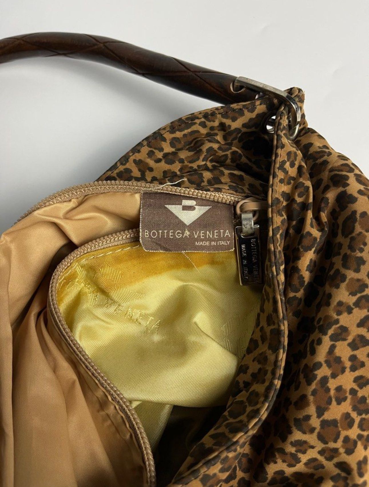 Bottega Veneta Vintage Bottega Veneta Leopard Hobo Bag with Wooden Handle Size ONE SIZE - 2 Thumbnail