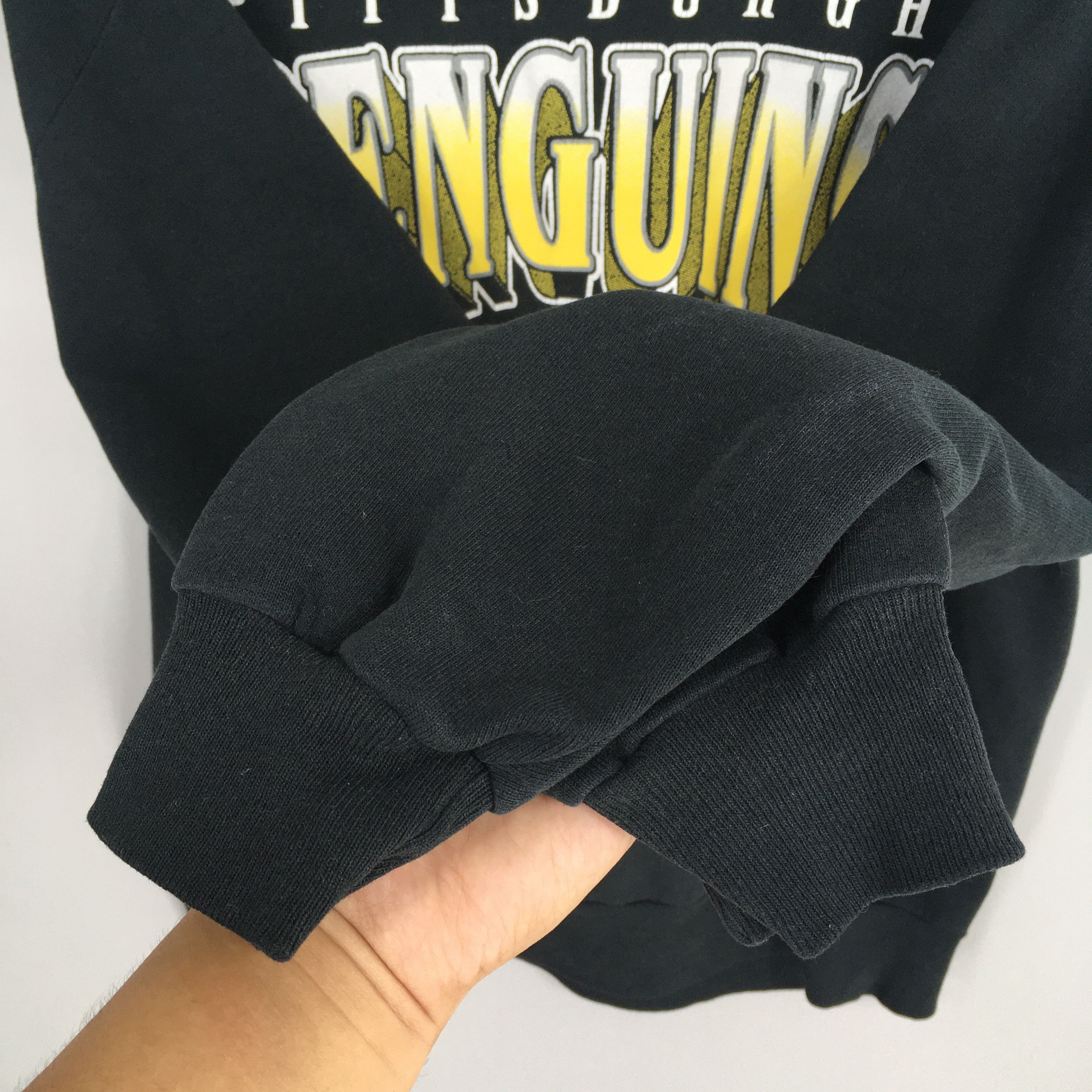 NHL × Vintage Vintage 90s Pittsburgh Penguins NHL Hockey S Size US S / EU 44-46 / 1 - 7 Thumbnail