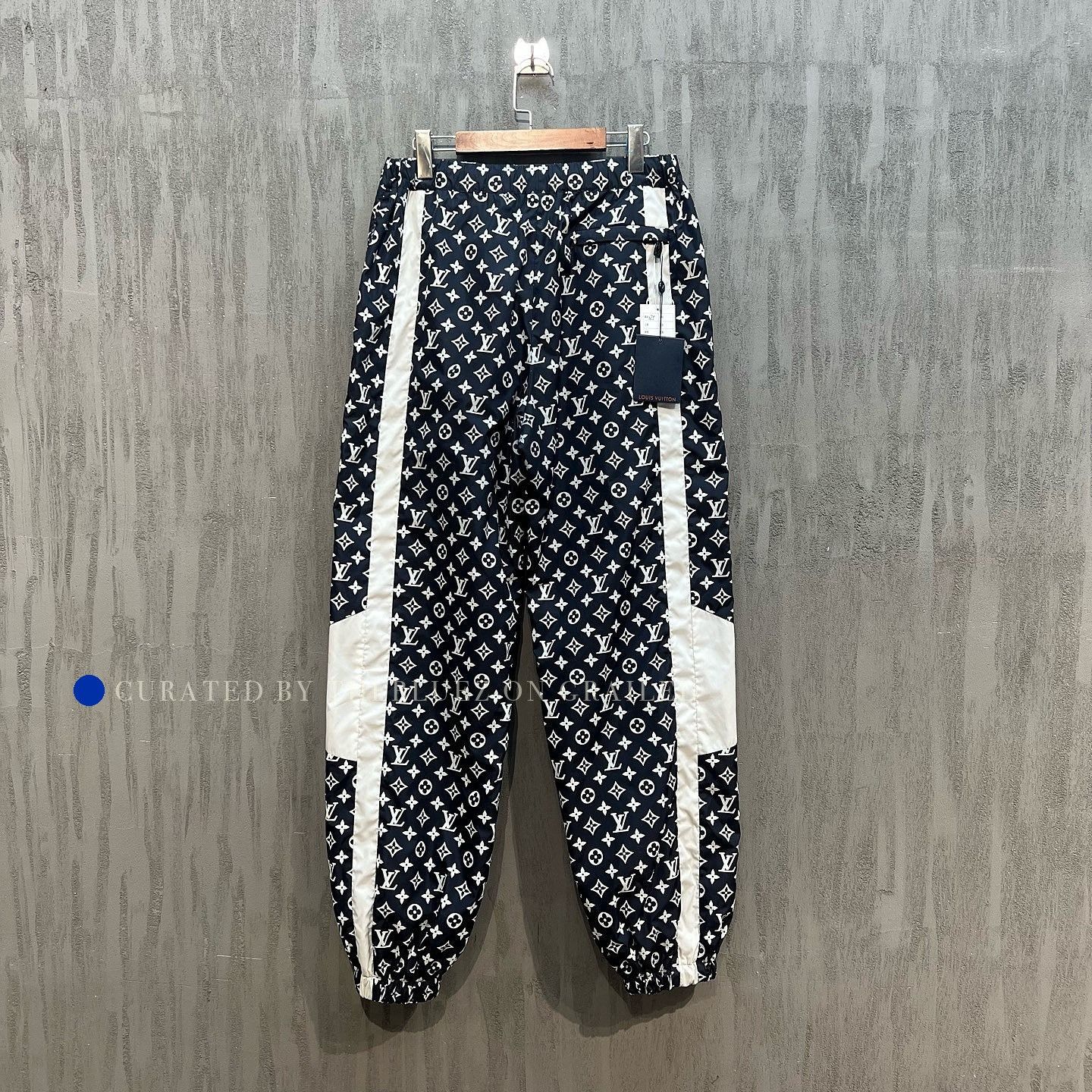Louis Vuitton Black Monogram Sweatpants, Size 34 Size US 34 / EU 50 - 1 Thumbnail