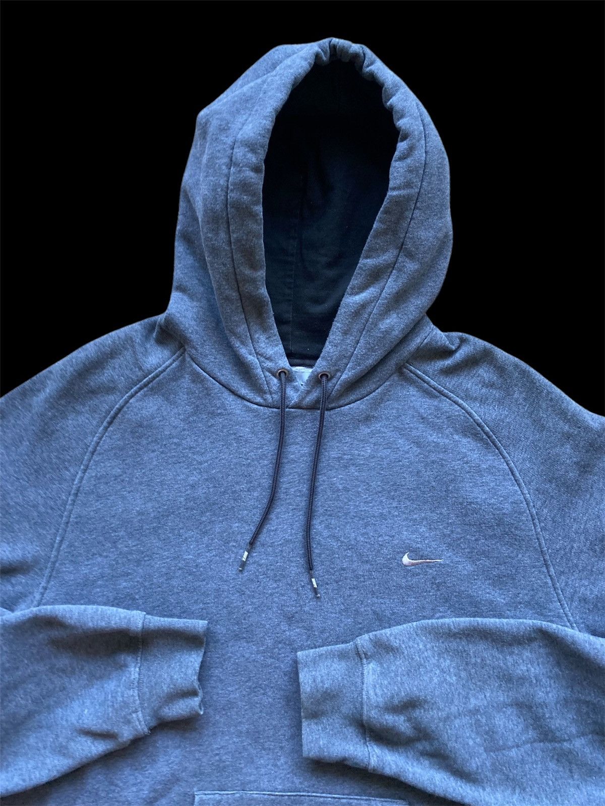 Vintage Vintage Y2K Nike Swoosh Hoodie XL 2000s Sweatshirt Size US XL / EU 56 / 4 - 5 Thumbnail