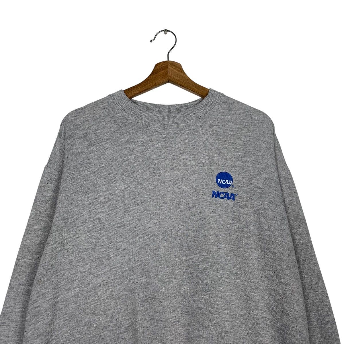 Japanese Brand NCAA Big Logo Crewneck Sweatshirt Size US M / EU 48-50 / 2 - 2 Thumbnail