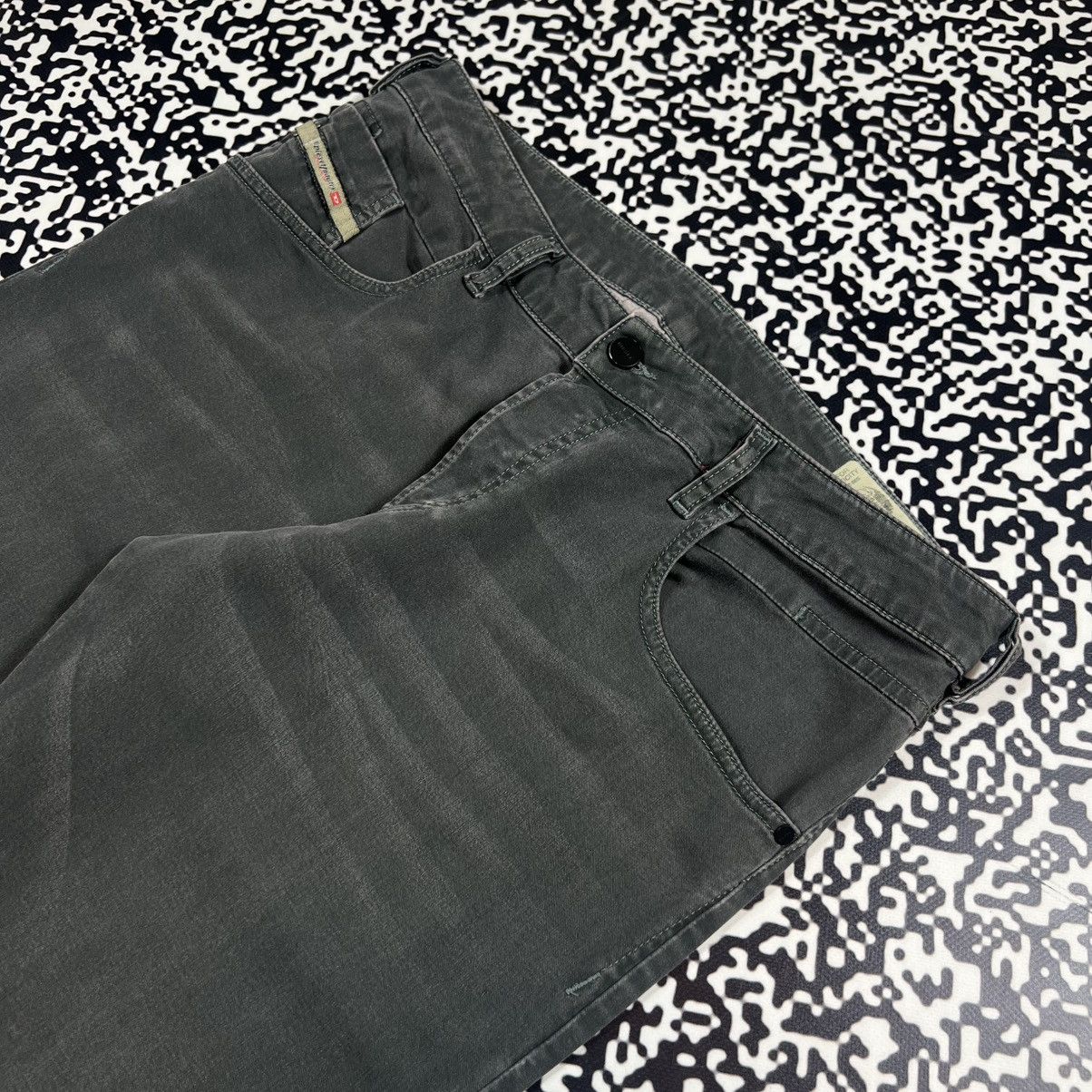 Diesel Vintage Y2K Diesel Japanese Style Casual Pants Retro 90s Size US 33 - 9 Thumbnail