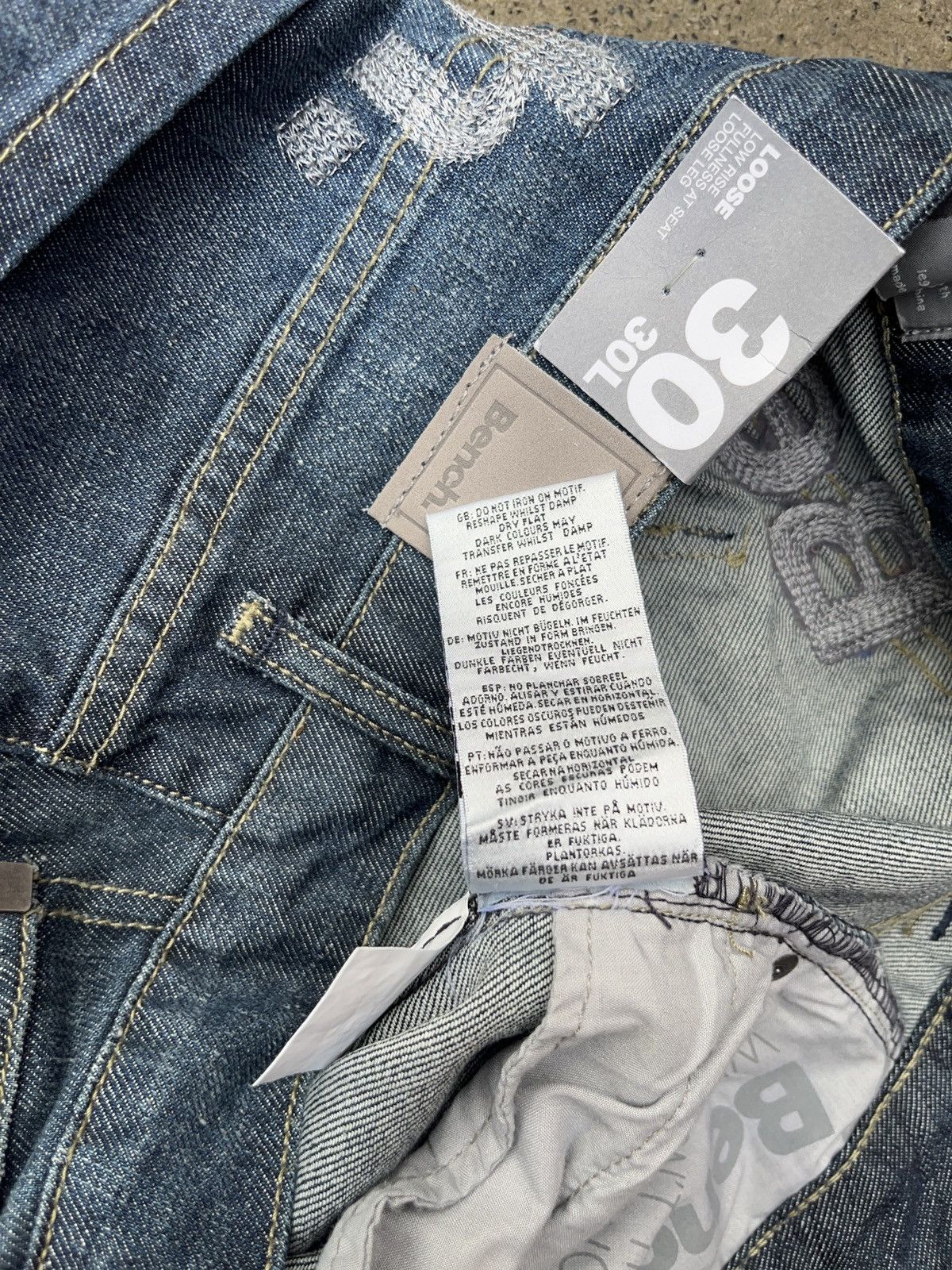 Bench Vintage y2k NWT Bench Jeans Big Embroidered Logo Denim Size US 30 / EU 46 - 8 Thumbnail