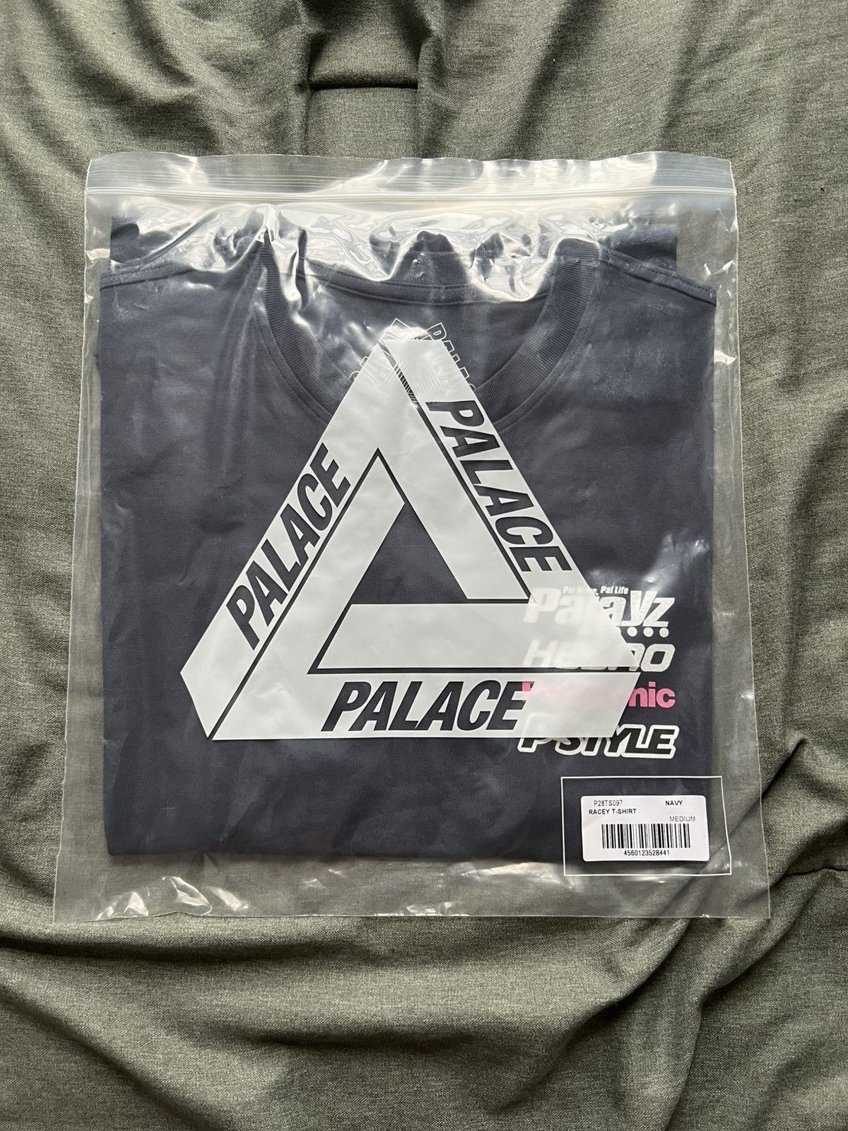 Palace × Streetwear Palace Racey T shirt Navy | Grailed