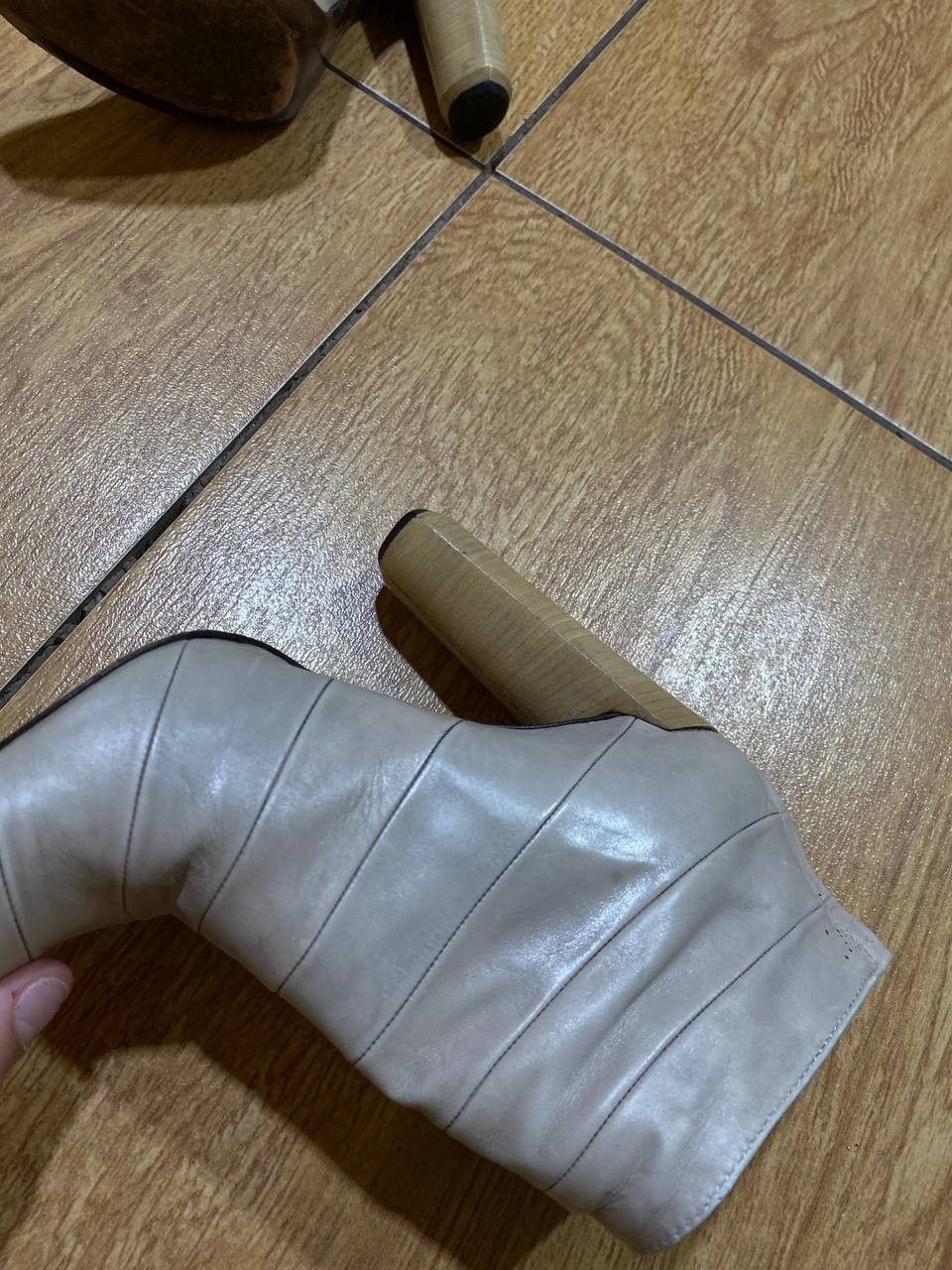 Louis Vuitton Louis Vuitton Suede Ankle Leather Boots Vintage Size US 4 / IT 34 - 7 Thumbnail