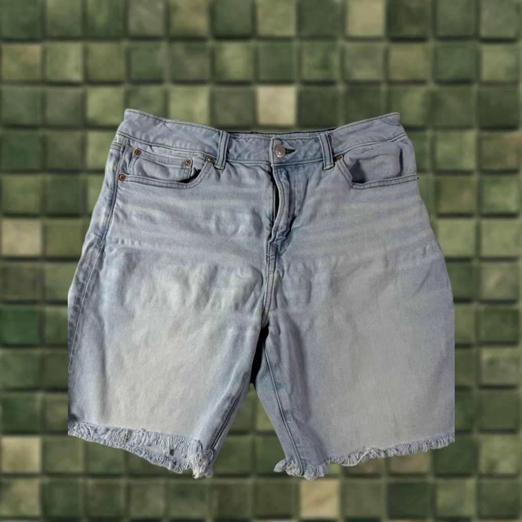 American Eagle Outfitters American Eagle Outfitters Denim Shorts Bermuda Men Light Wash Distressed 32 Blue Denim 5-Pocket Size US 32 / EU 48 - 1 Thumbnail