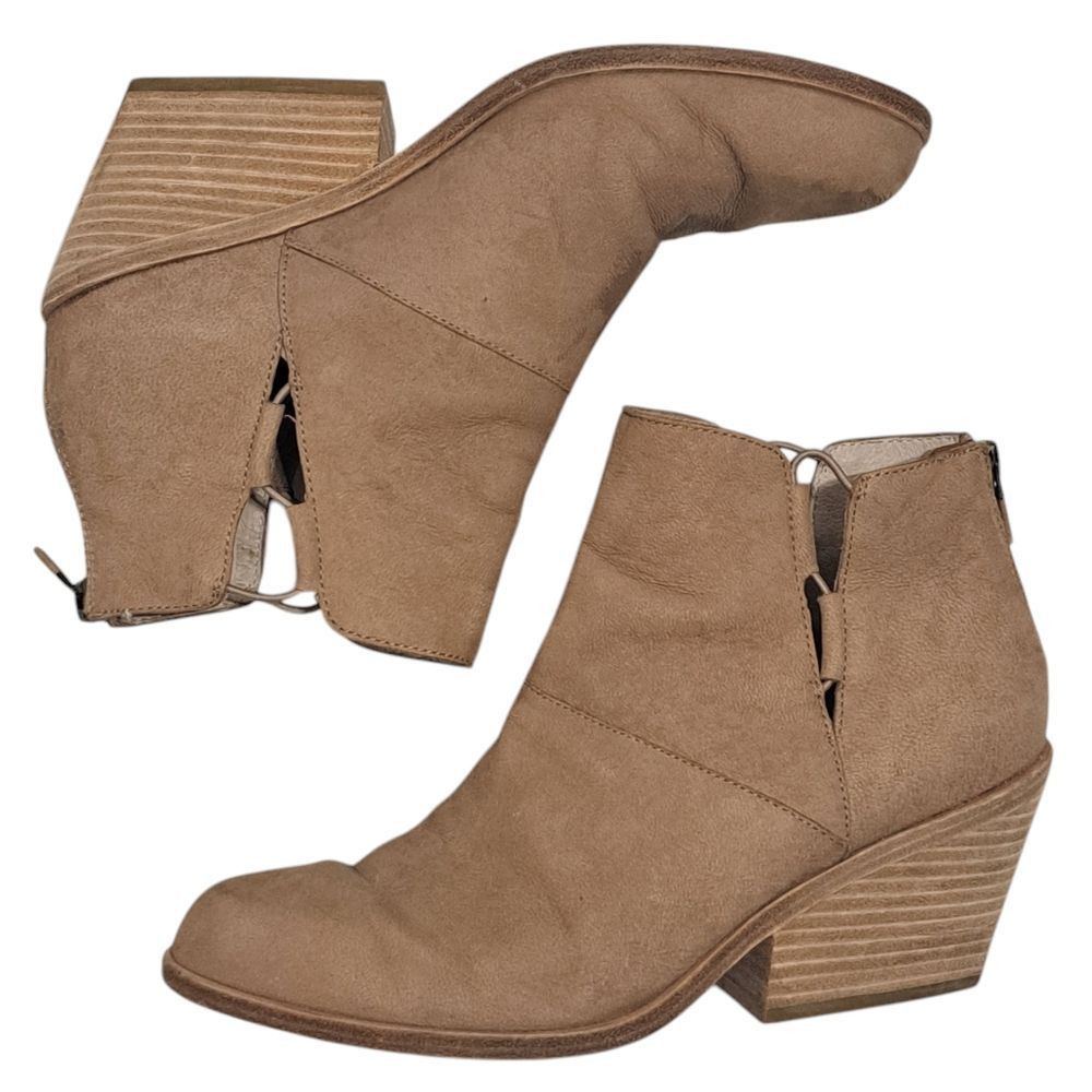Eileen Fisher Eileen Fisher Tote Chic Ankle Boots Stacked Heel Size 8.5 Earth Tumbled Nubuck Size US 8.5 / IT 38.5 - 1 Thumbnail