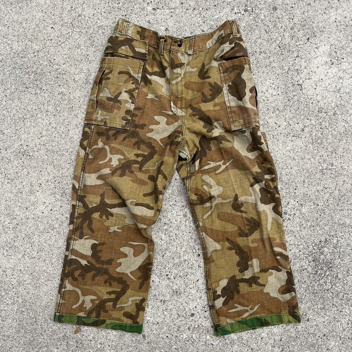 Vintage Vintage Frog Skin Camo Reversible Pants Size 32 Rare Size US 32 / EU 48 - 1 Thumbnail