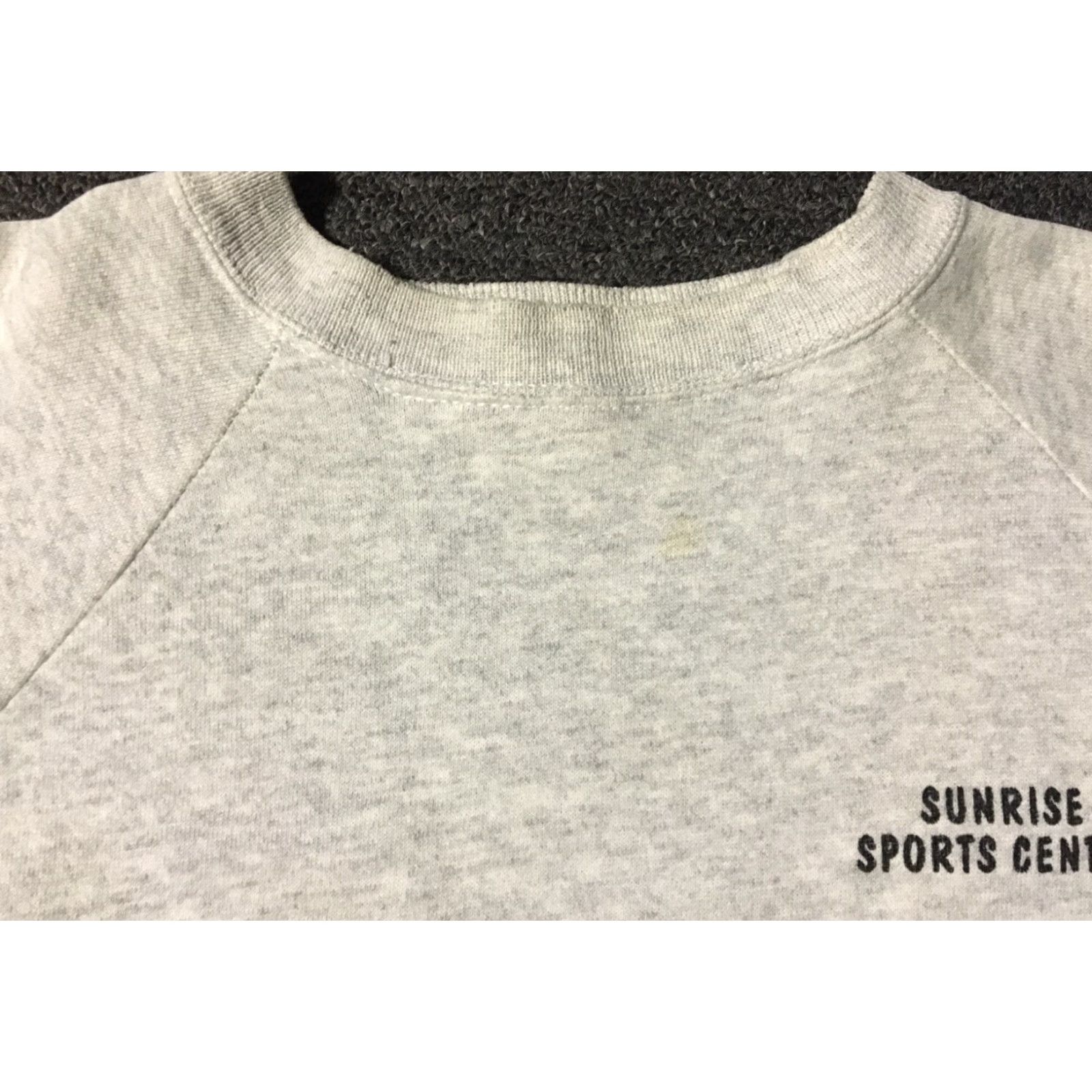 Hanes VINTAGE 80s 90s Sunrise Sports Center Faded Distress Sweatshirt M L Track PE Grunge Size US L / EU 52-54 / 3 - 3 Thumbnail