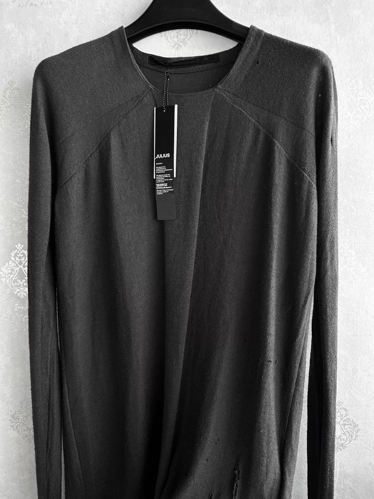 Julius julius 14aw destroyed wool long shirt (rare new w/tags) Size US L / EU 52-54 / 3 - 4 Thumbnail