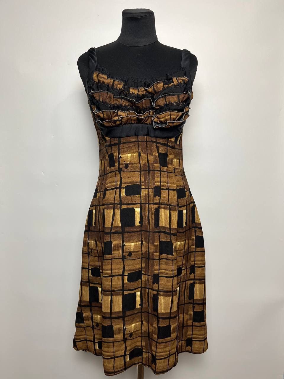 Prada Prada Luxury Ruffle Trim Printed Rare Dress Size S / US 4 / IT 40 - 1 Thumbnail