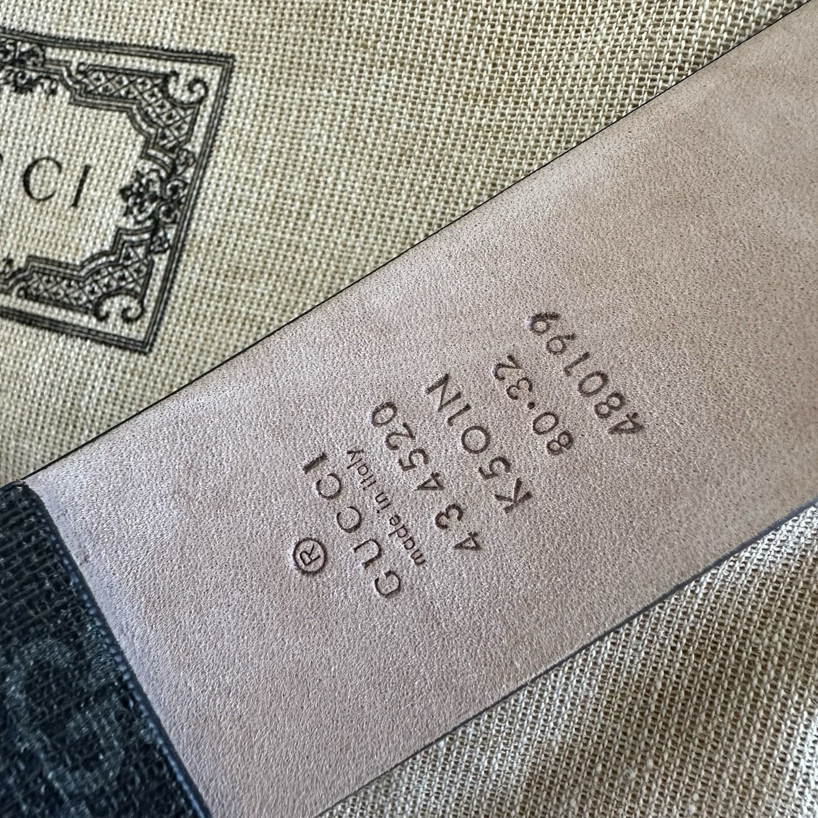 Gucci New GUCCI Monogramme Kingsnake Black Luxury Designer Belt Si Size 32 - 4 Thumbnail