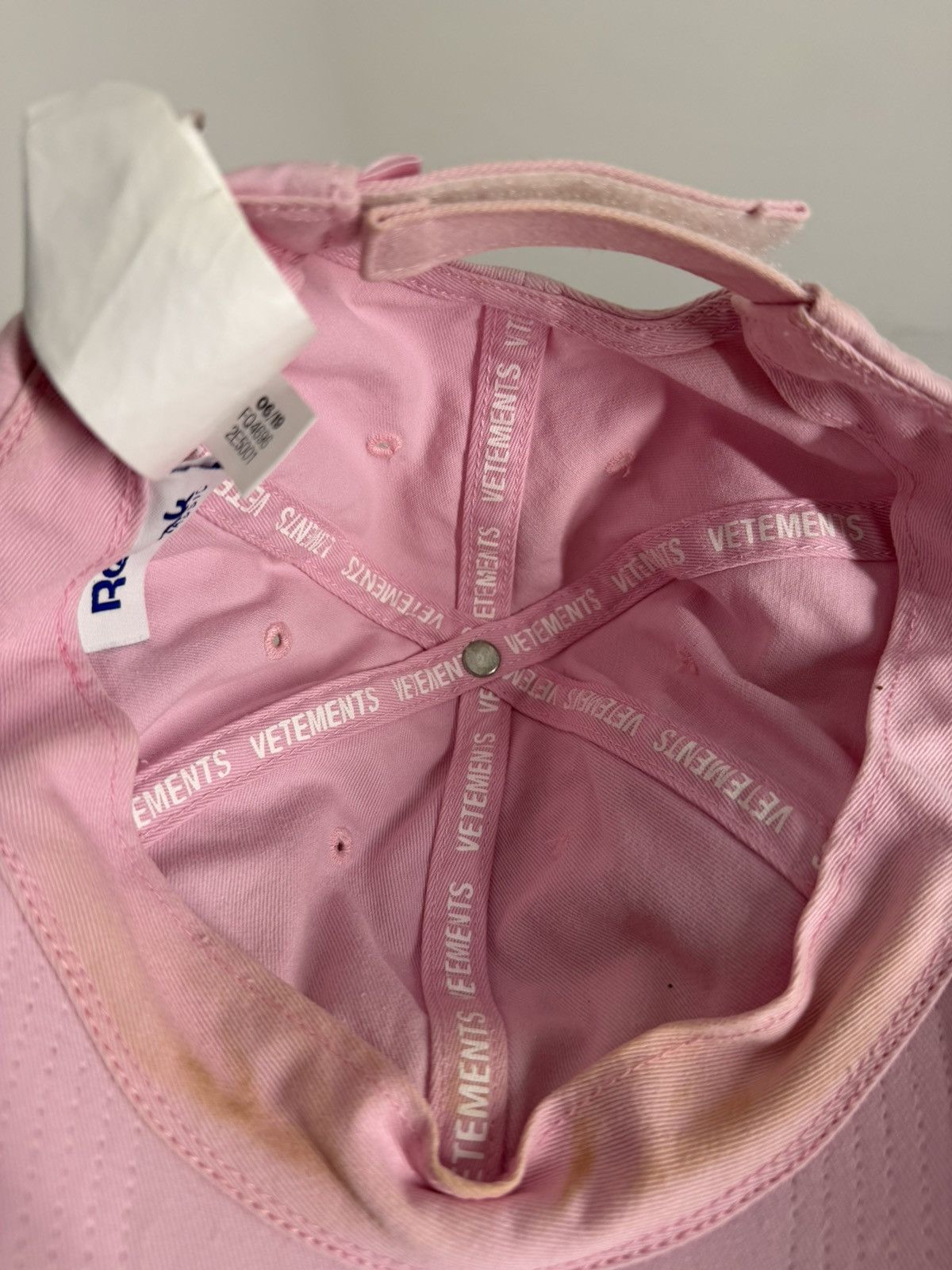 Reebok × Vetements Vetements x Reebok Pink Cap Size ONE SIZE - 14 Thumbnail