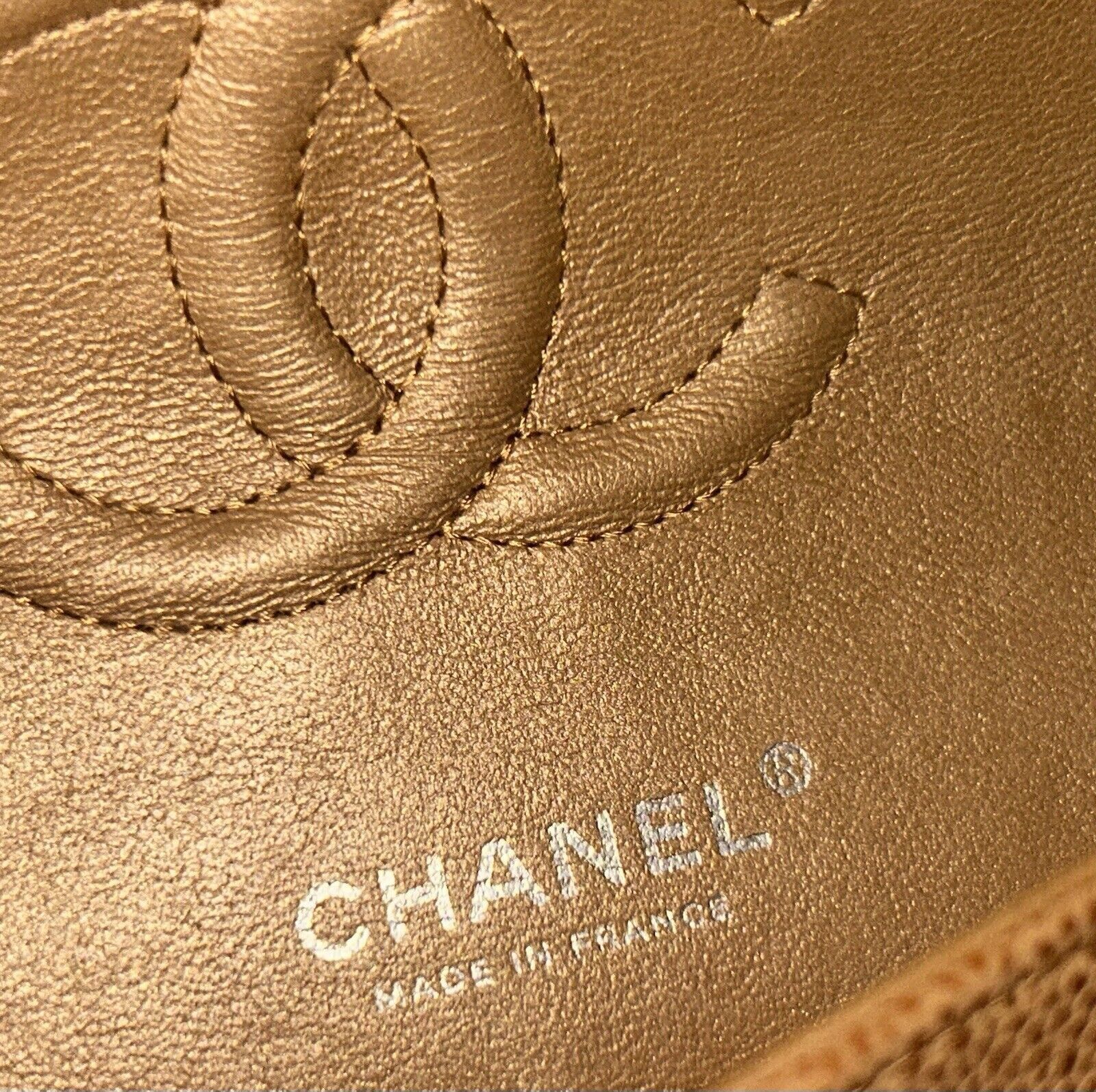 Chanel CHANEL Medium Double Flap Metallic Caviar Leather Bag Golden Size ONE SIZE - 12 Thumbnail