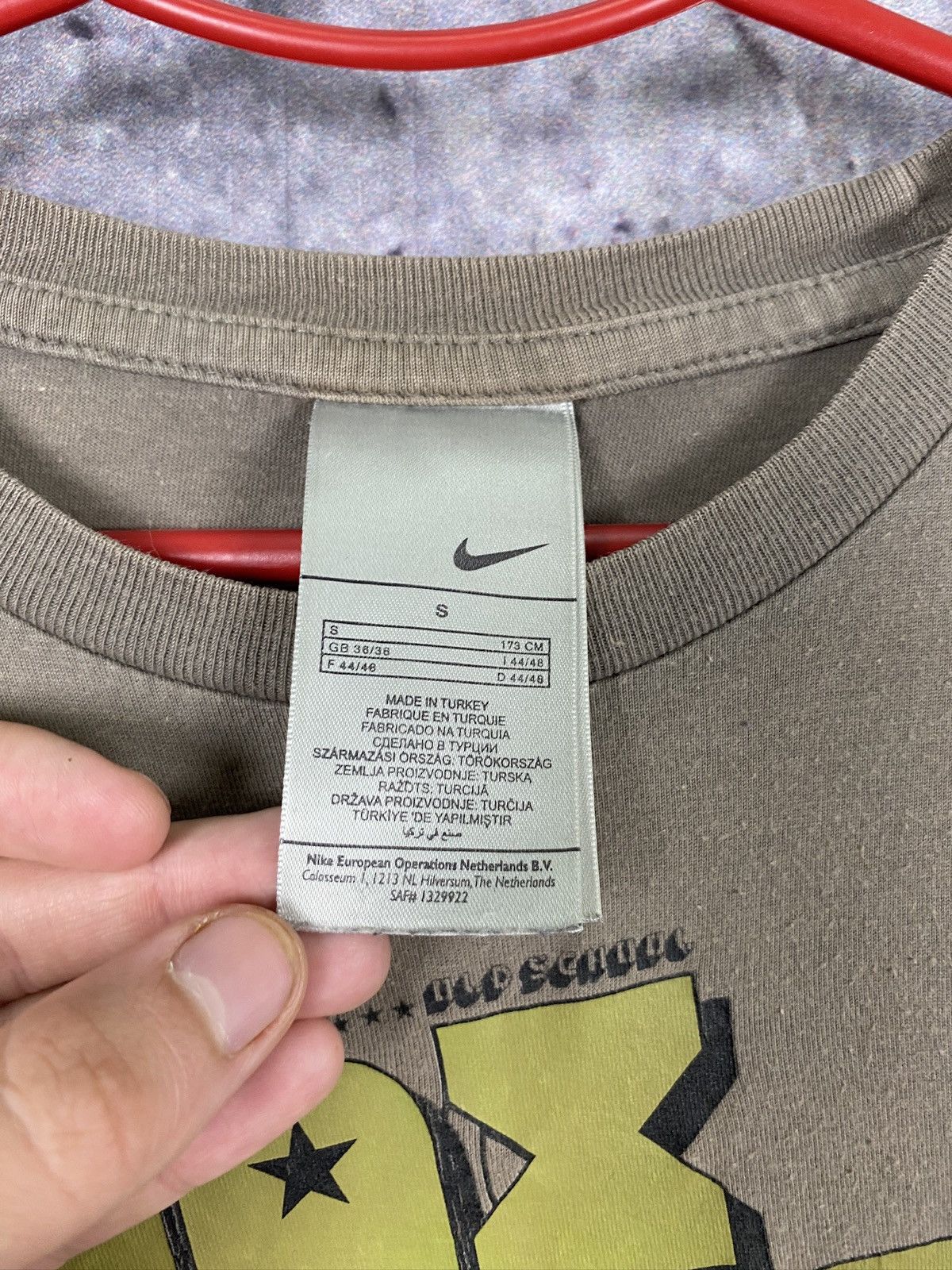 Nike × Vintage Men’s Nike Max Airs 90’ T Shirt Vintage Size Small Size US S / EU 44-46 / 1 - 6 Thumbnail