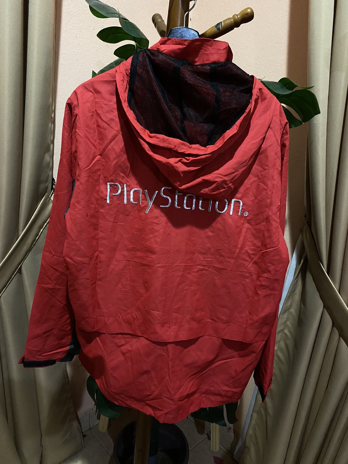 Playstation Rare PlayStation Red Hooded Jacket – Exclusive Promotional Size US XL / EU 56 / 4 - 7 Thumbnail