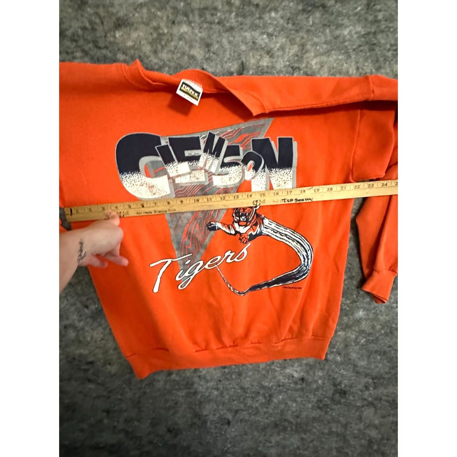 Tultex VINTAGE Clemson University Sweatshirt Mens XL Orange 90s Tultex Made in USA College Football Pullover Crew Neck Long Sleeve Regular Size US XL / EU 56 / 4 - 5 Thumbnail