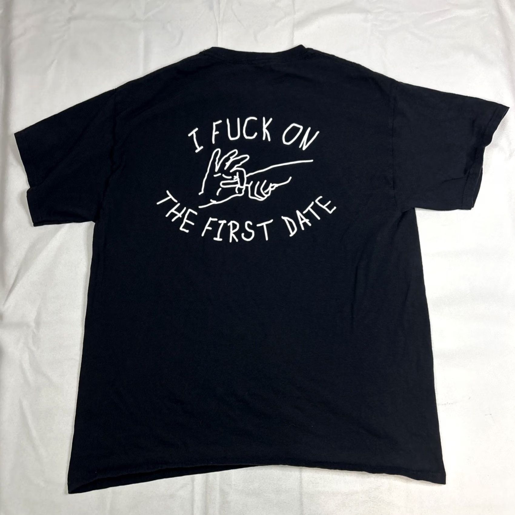Vintage Linda Finegold T Shirt Men’s Large Black I F*** On The First Date Mens Large Black Linda Finegold Shirt Size US L / EU 52-54 / 3 - 5 Thumbnail