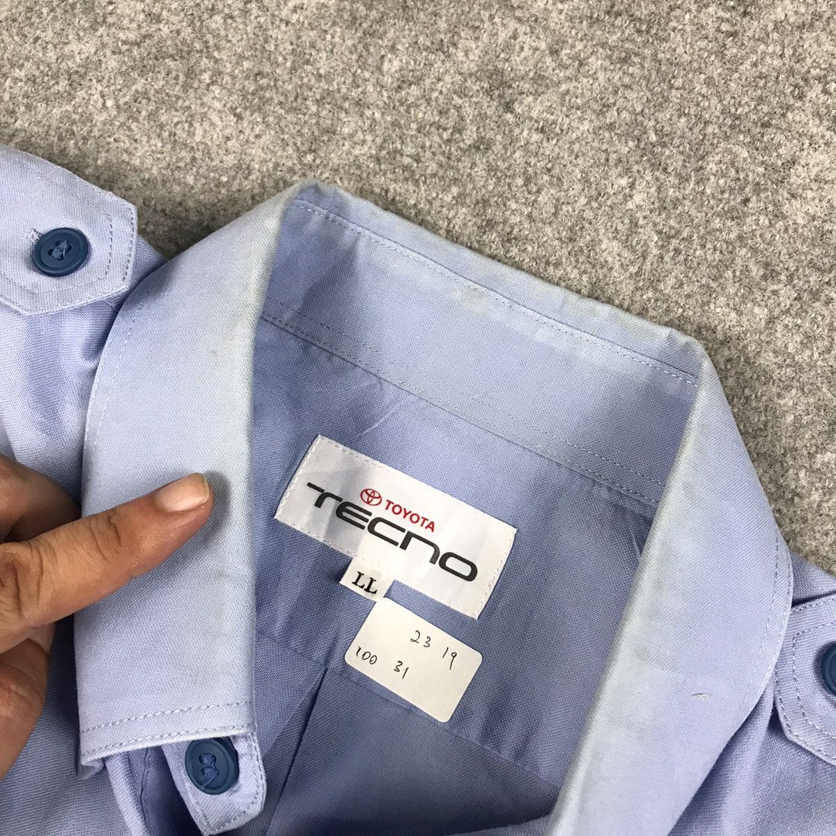 Japanese Brand TOYOTA RACING BUTTON UP SHIRT Size US L / EU 52-54 / 3 - 5 Thumbnail