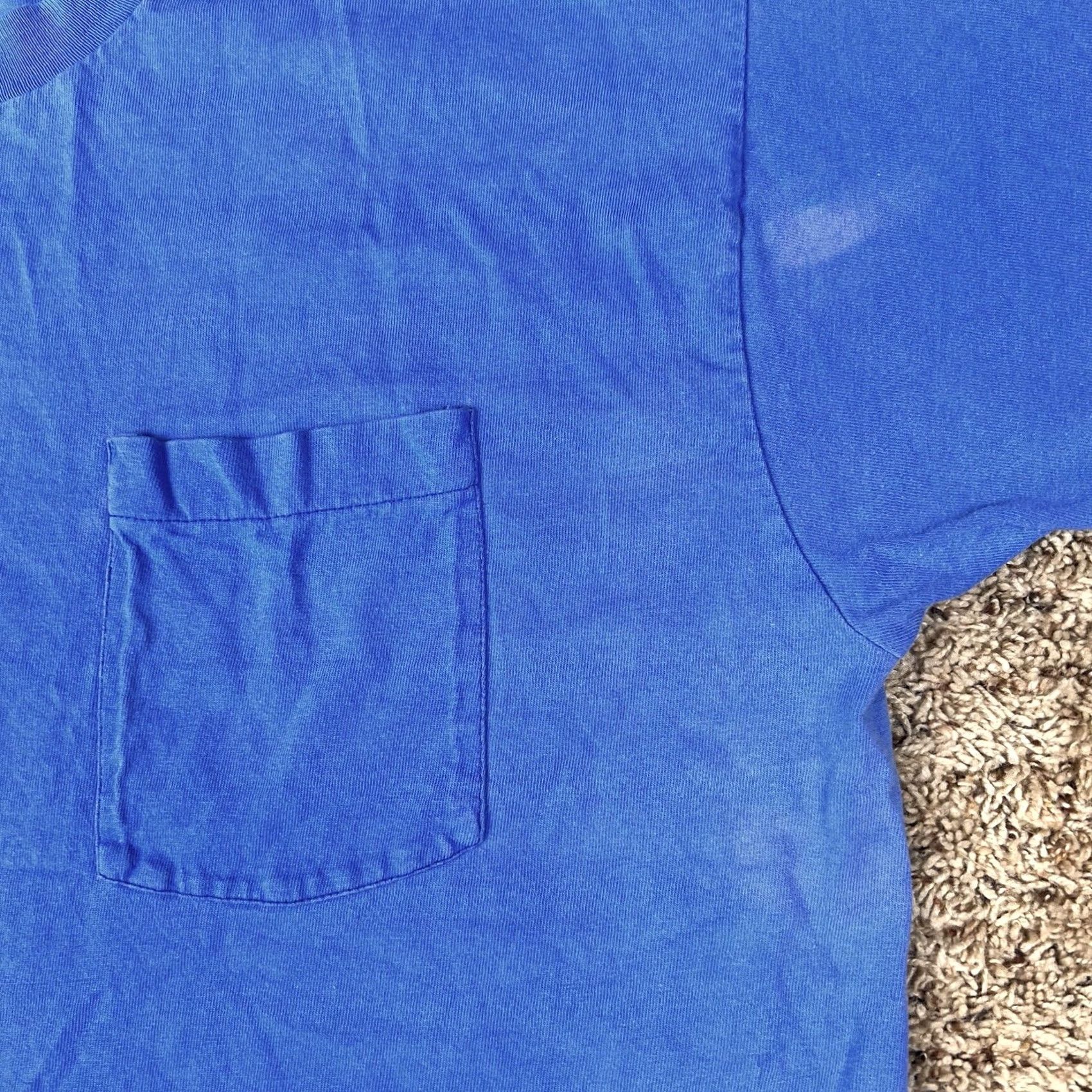 Fruit Of The Loom VINTAGE Fruit of the Loom Grunge Selvedge Pocket Shirt XL Blue Mens Short Sleeve 90s T-Shirt Size US XL / EU 56 / 4 - 7 Thumbnail