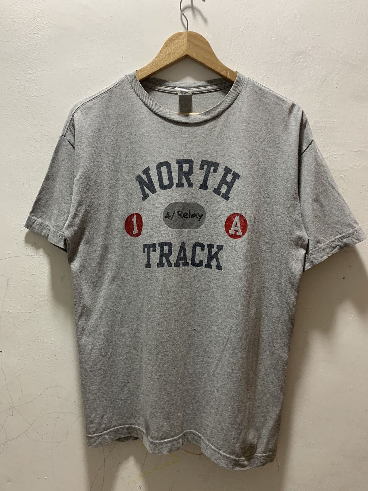 Gap Gap North Track T-Shirt Size US XL / EU 56 / 4 - 1 Thumbnail