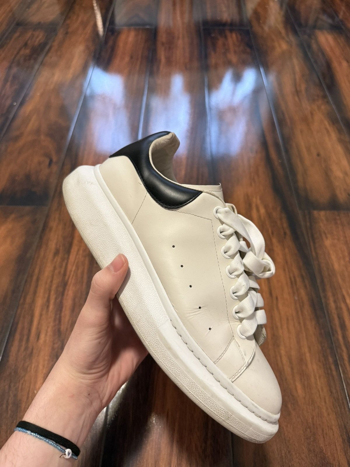 Alexander McQueen Alexander Mcqueen Oversized Sneaker White Black Heel Size US 9.5 / EU 42-43 - 2 Thumbnail