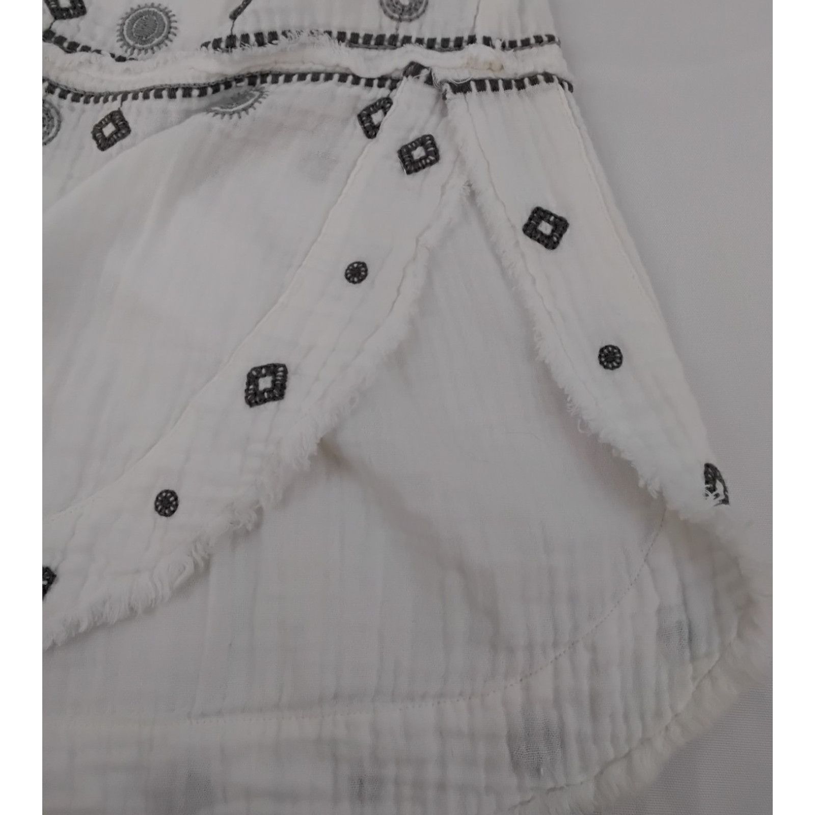Johnny Was Johnny Was Pete + Greta Top Women's S White Embroidered Boho Size S / US 4 / IT 40 - 7 Thumbnail