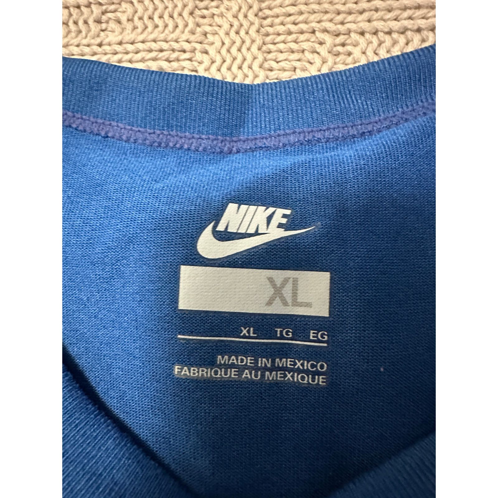 Nike Nike royal blue athletic t-shirt size XL Size US XL / EU 56 / 4 - 4 Thumbnail