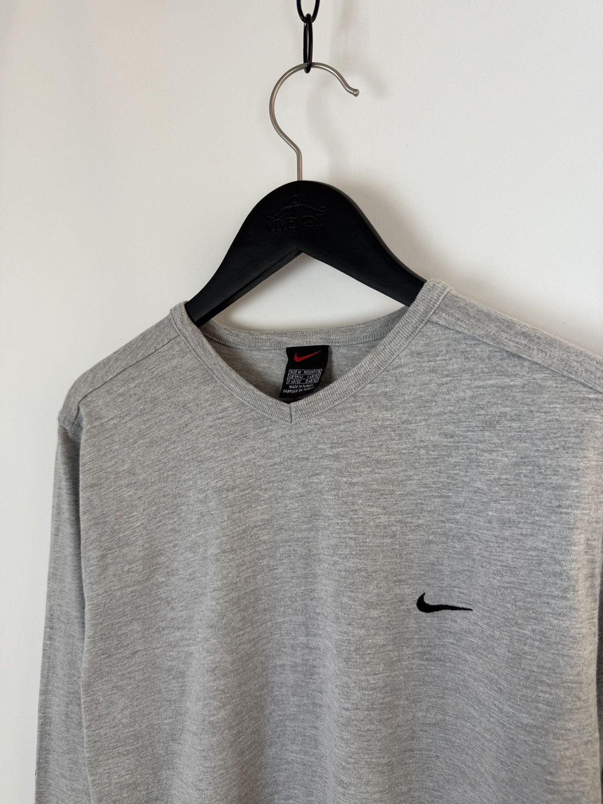 Nike 1990’s Vintage Nike Gray Mini Swoosh V-Neck Boxy Long Sleeve Size US M / EU 48-50 / 2 - 2 Thumbnail