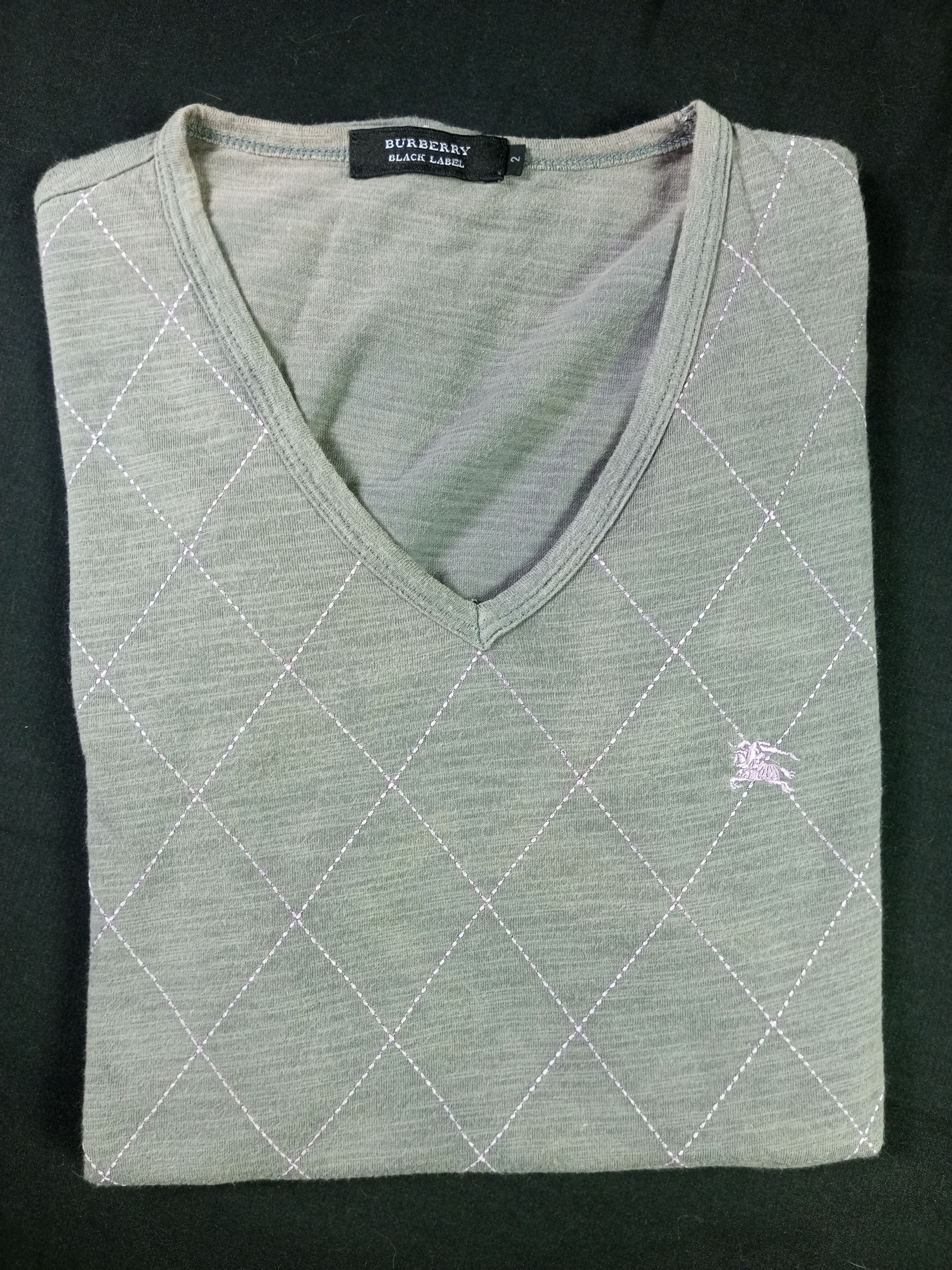 Burberry Burberry Black Label mens Vneck t shirt M size Size US M / EU 48-50 / 2 - 12 Thumbnail