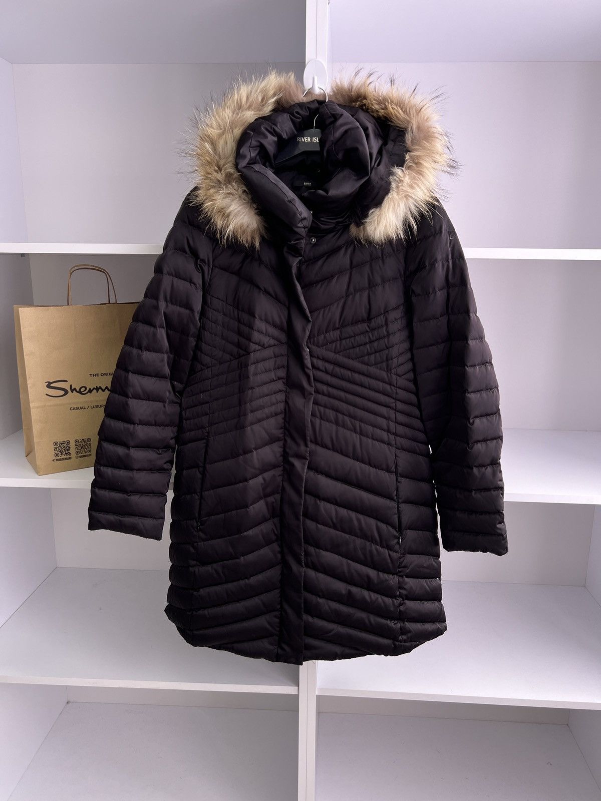 Hugo Boss × Vintage Vintage Boss women’s long hooded puffer jacket with fur Size L / US 10 / IT 46 - 3 Thumbnail