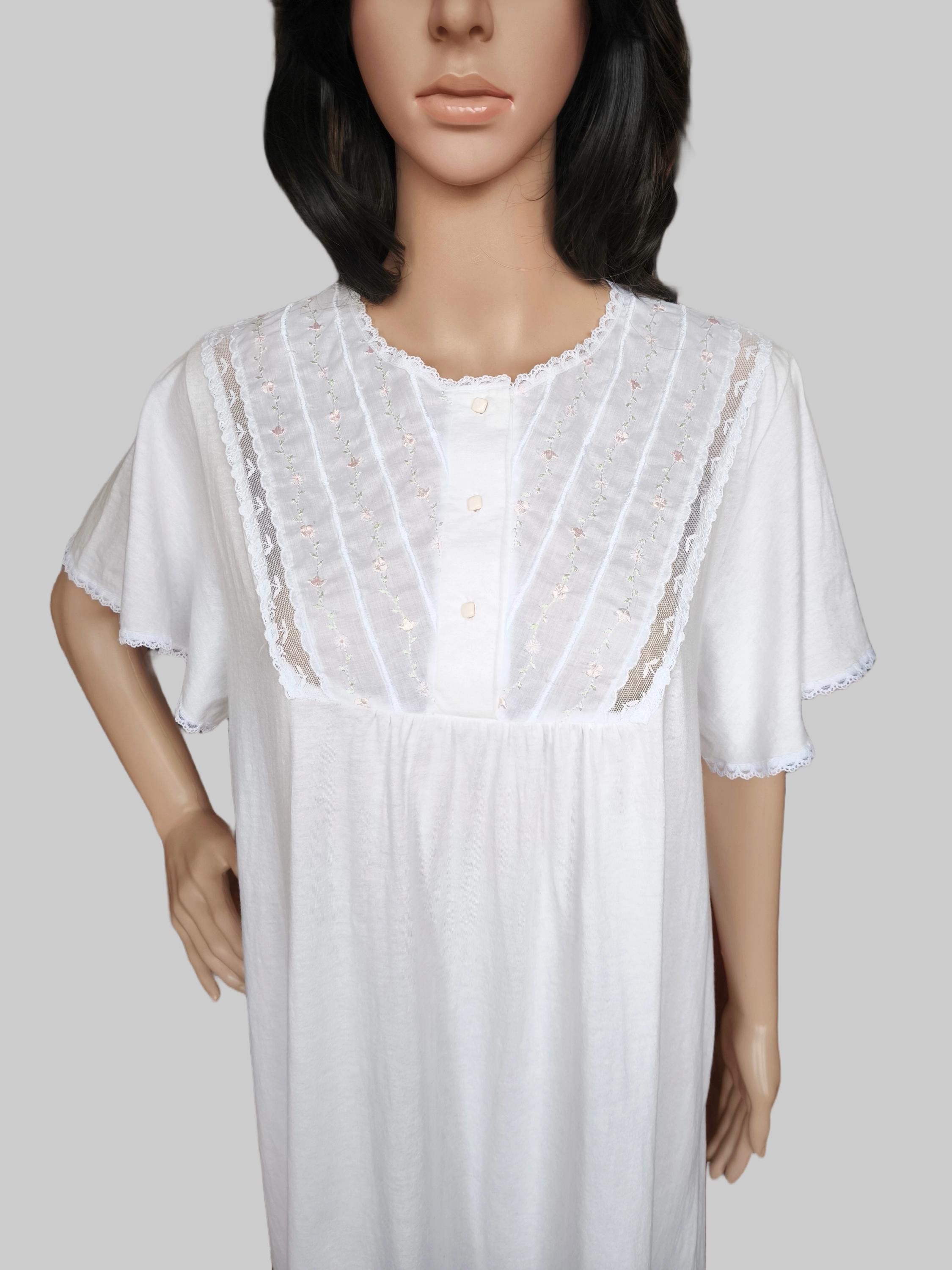 C&A White Cotton Embroidered Short Sleeve Button Up Nightgown Size L / US 10 / IT 46 - 2 Thumbnail