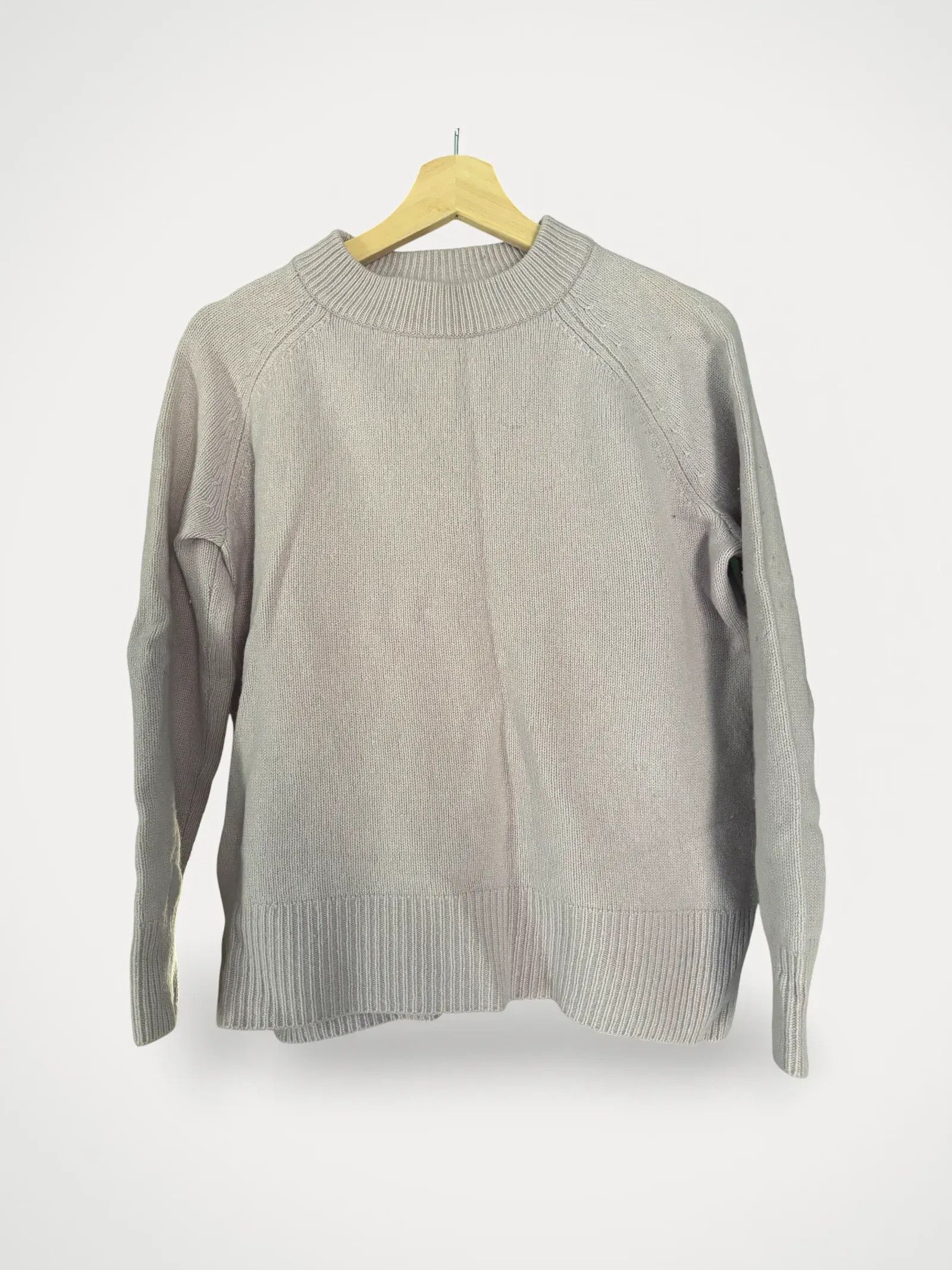 H&M H&M Sweater Size M / US 6-8 / IT 42-44 - 1 Thumbnail