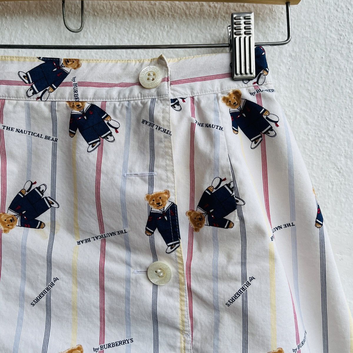 Burberry × Vintage Real Vintage Burberrys The Nautical Bear Monogram Skirts Size 26" / US 2 / IT 38 - 6 Thumbnail