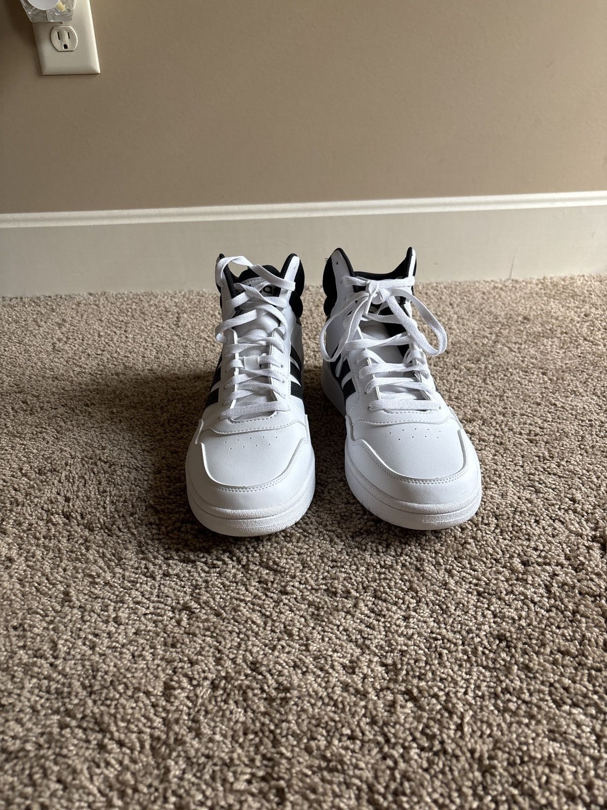 Adidas Adidas Hoops Mid Classic Vintage Size US 9 / EU 42 - 4 Thumbnail