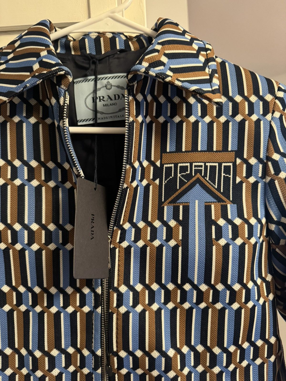 Prada Geometric Jacquard Jacket Size XS / US 0-2 / IT 36-38 - 2 Thumbnail