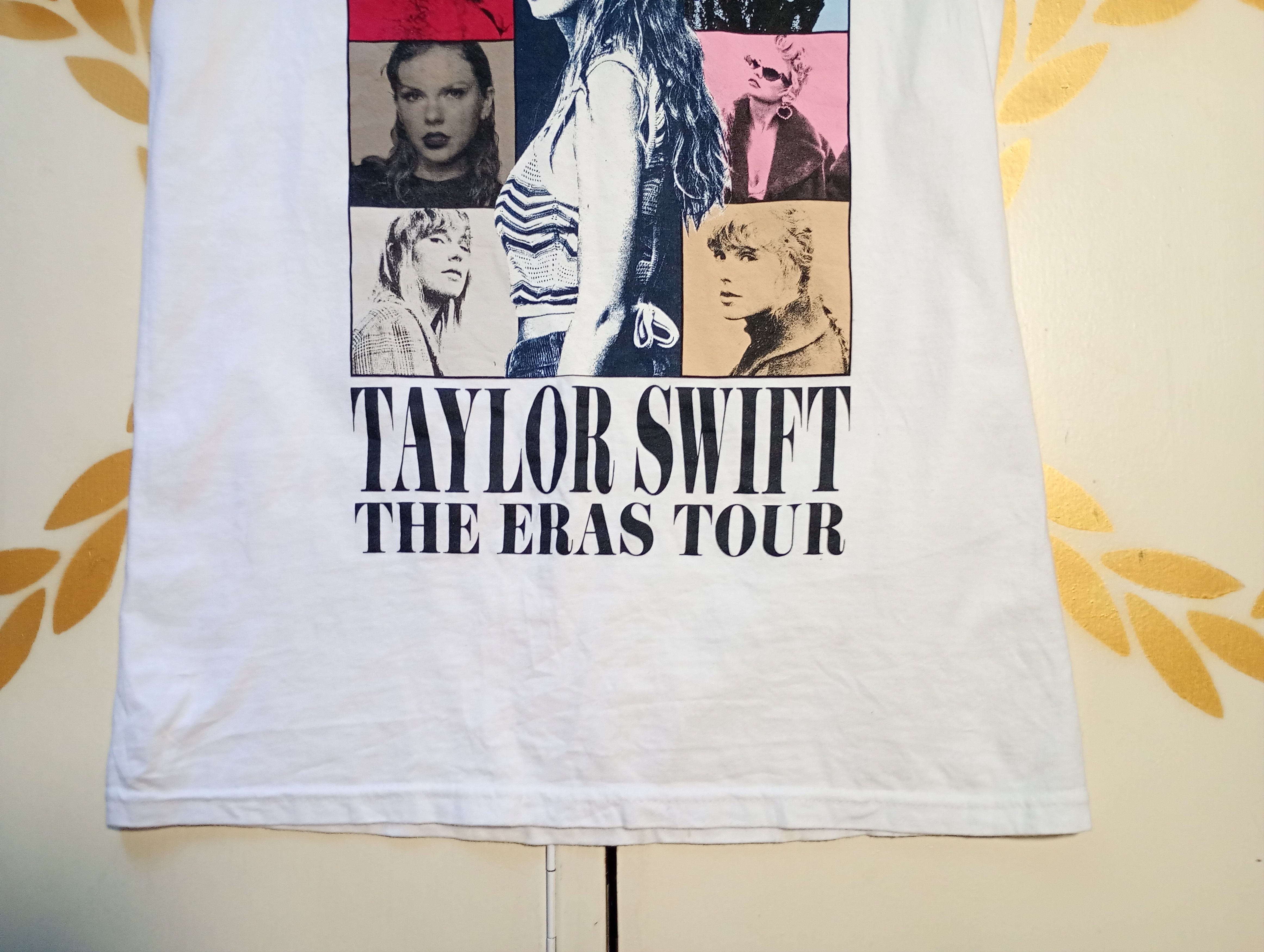 Band Tees Taylor Swift The Eras Tour 2023-2024 T-Shirt Size US XS / EU 42 / 0 - 3 Thumbnail