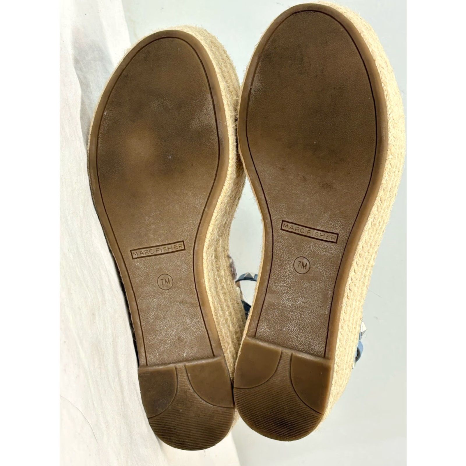 Marc Fisher VINTAGE Marc Fisher Women's Espadrille Sandals Blue Leather Mid Heel Size 7 M Flatform Ankle Strap Size US 7 / IT 37 - 5 Thumbnail