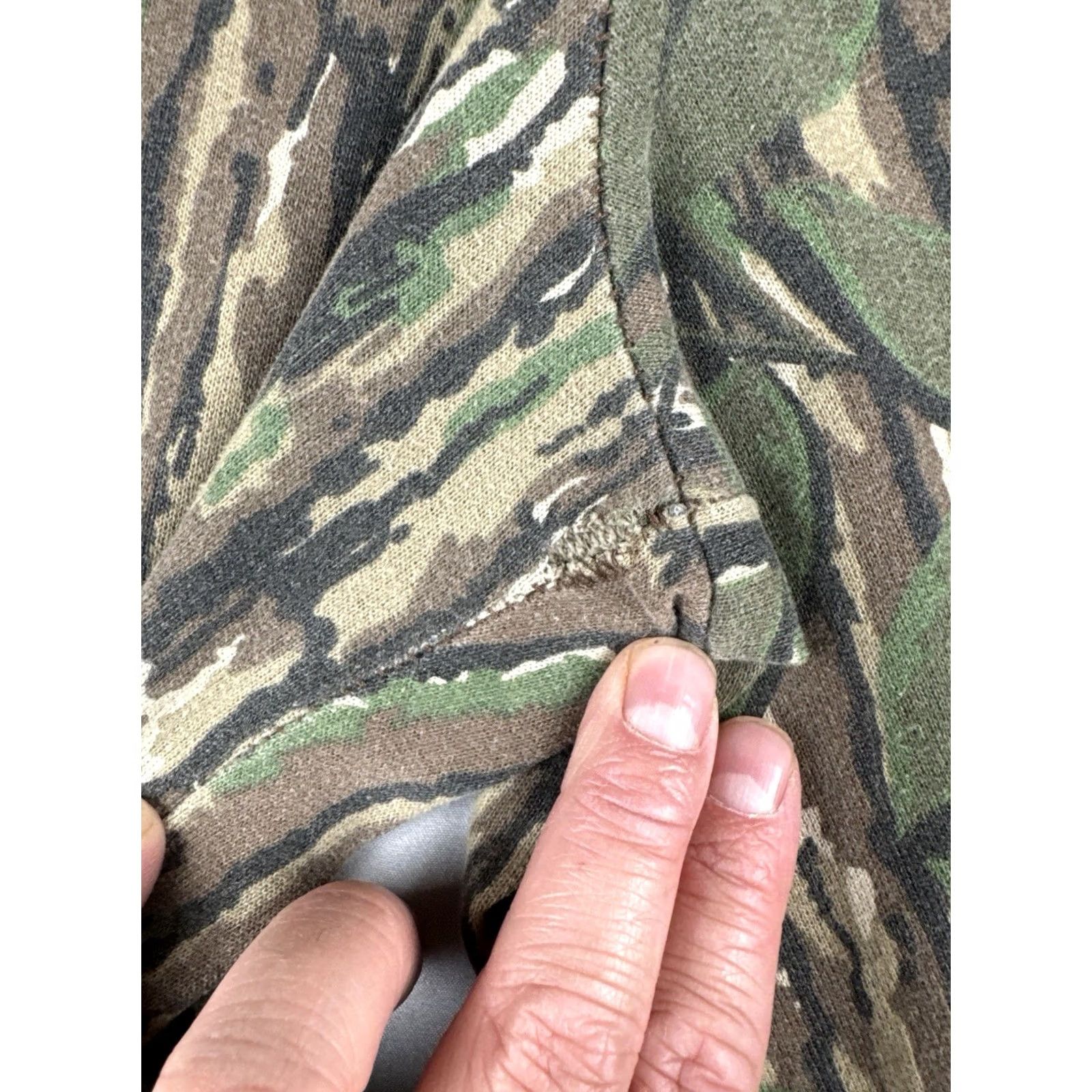 Vintage VINTAGE Realtree Camo Sweatpants USA Made Hunting Joggers L Mens Size US 33 - 7 Thumbnail