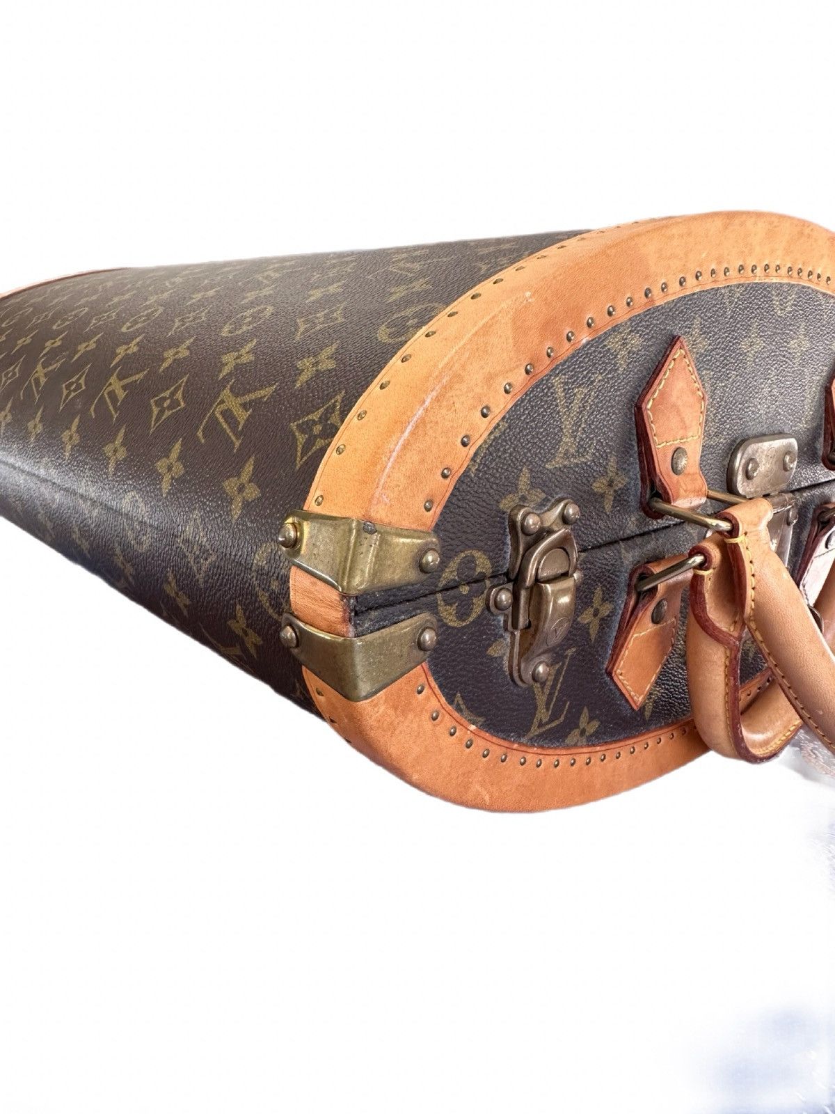Louis Vuitton LV x Manolo Blahnik Centenaire Oval Trunk (1996) Size ONE SIZE - 11 Thumbnail