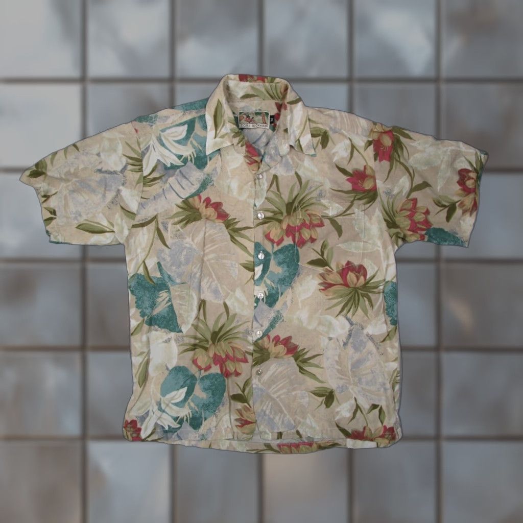 Tori Richard VINTAGE Tori Richard Men's Medium Beige Floral Short Sleeve Hawaiian Shirt Size US M / EU 48-50 / 2 - 1 Thumbnail
