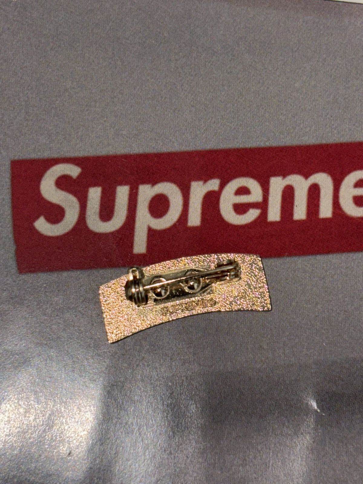 Supreme Supreme Fugazi Pin Size ONE SIZE - 2 Thumbnail