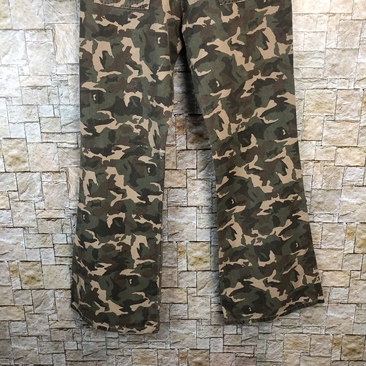 Japanese Brand Petit Berry Camo Cargo Multipocket Pants #A1157 Size 26" / US 2 / IT 38 - 17 Thumbnail