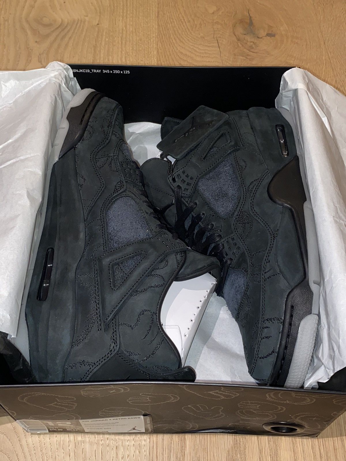 Jordan Brand × Kaws × Nike Jordan 4 Retro KAWS Black Size US 12 / EU 45 - 1 Thumbnail