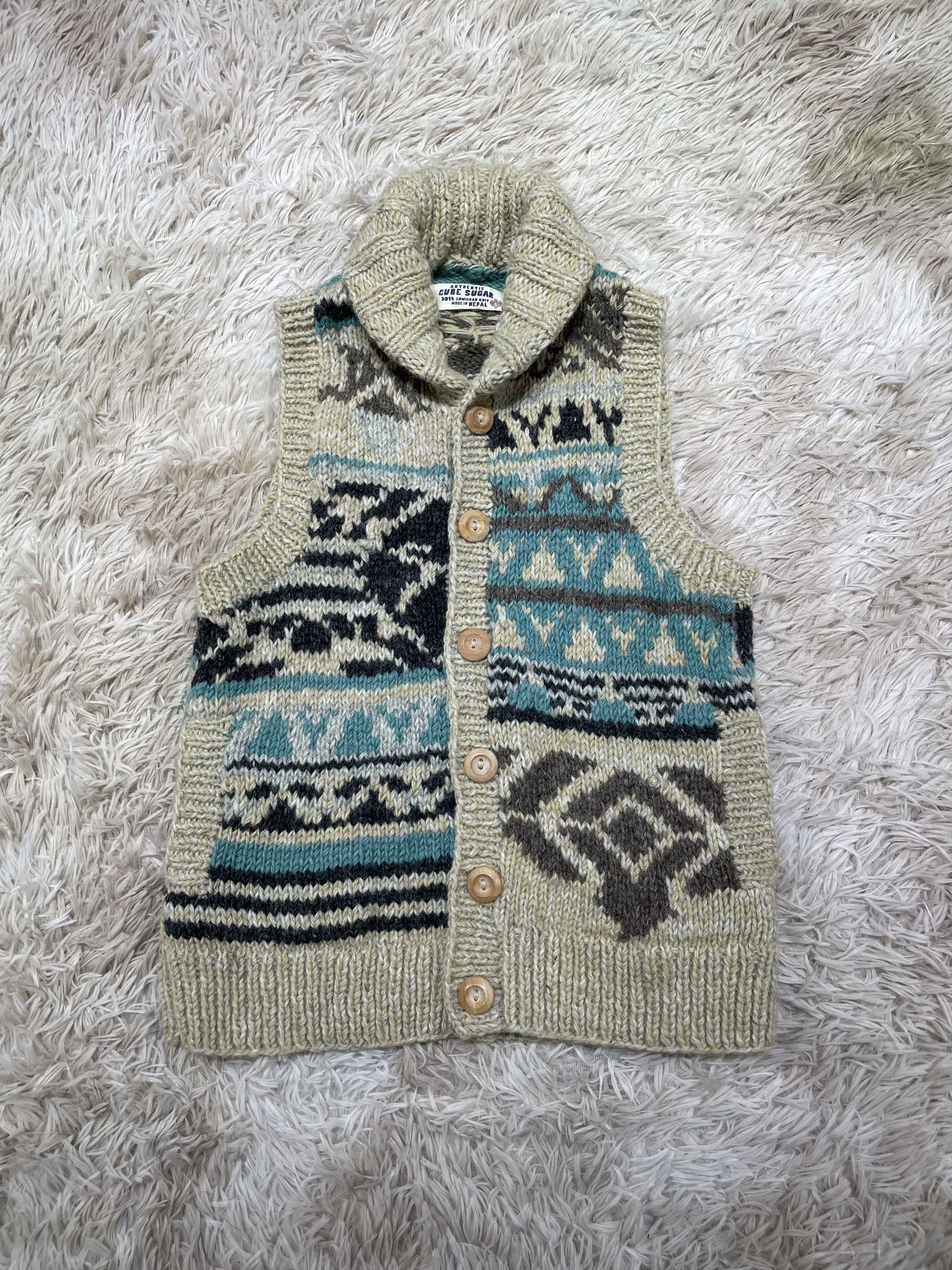 Japanese Brand Cube Sugar Cowichan Knit Wool Vest Size M / US 6-8 / IT 42-44 - 1 Thumbnail
