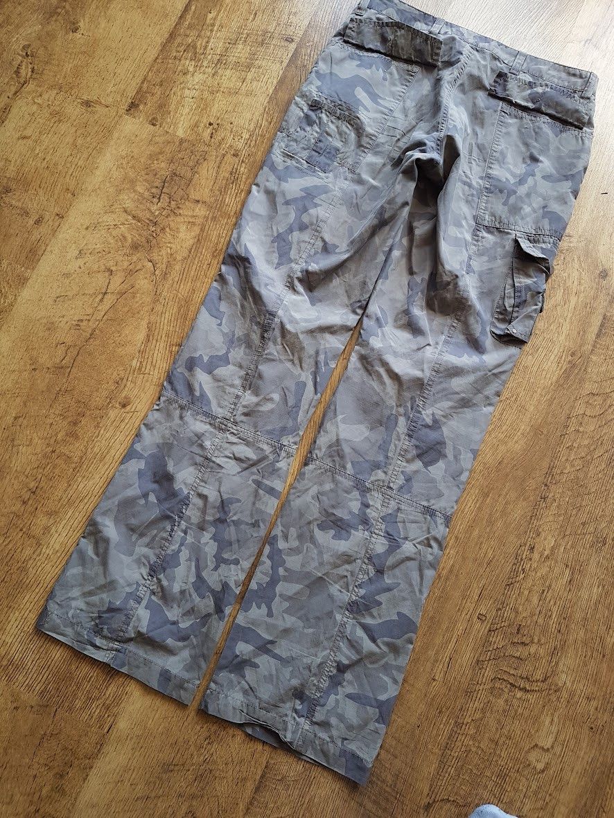 Hysteric Glamour Skinny Boot Cut Flared Camo Cargo Pants Size US 26 / EU 42 - 9 Thumbnail