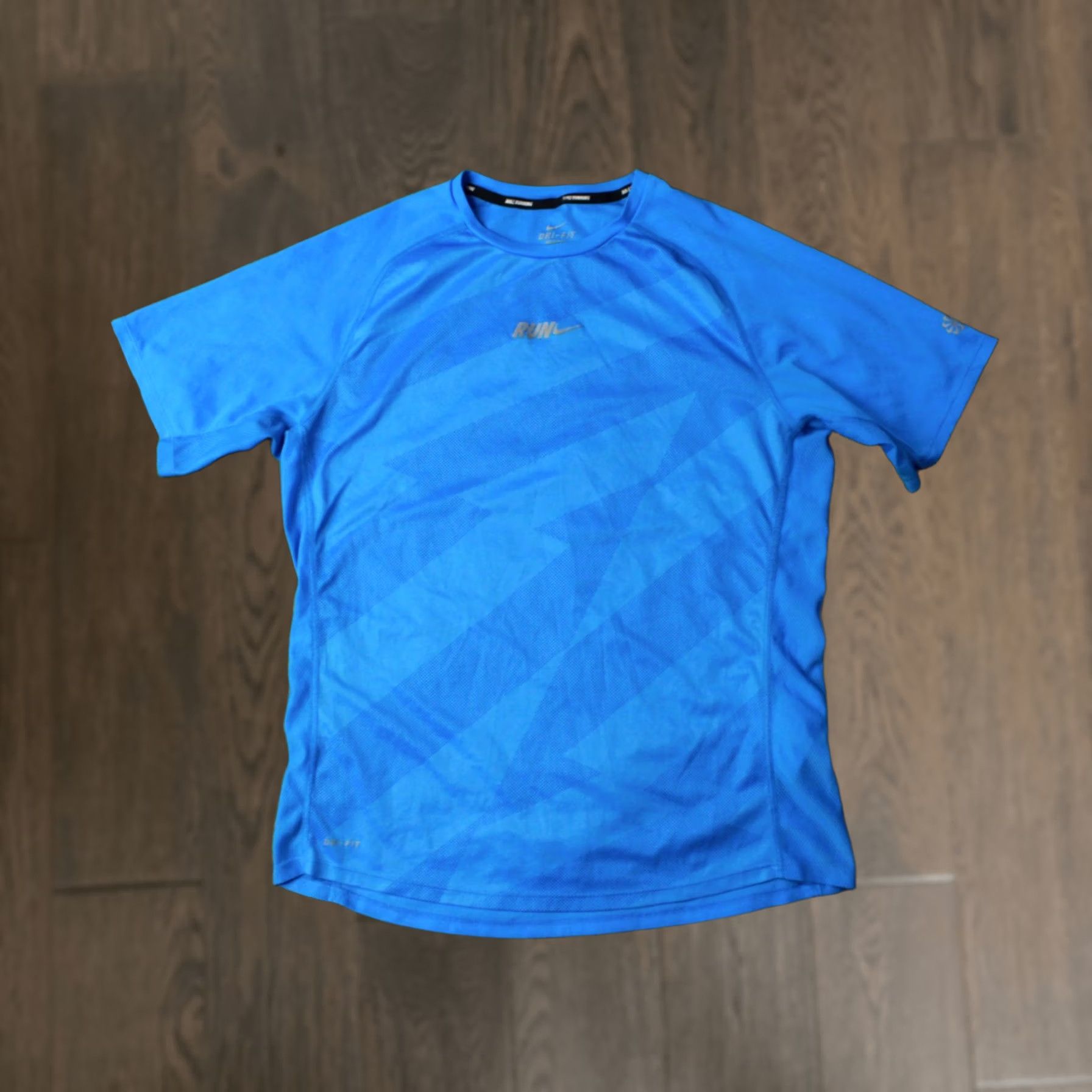 Nike Nike Running Dri-Fit Shirt Men M Blue 2011 Jersey Short Sleeve Training Shirt Nike Dri-Fit 2011 Running Mens Shirt Size US M / EU 48-50 / 2 - 1 Thumbnail