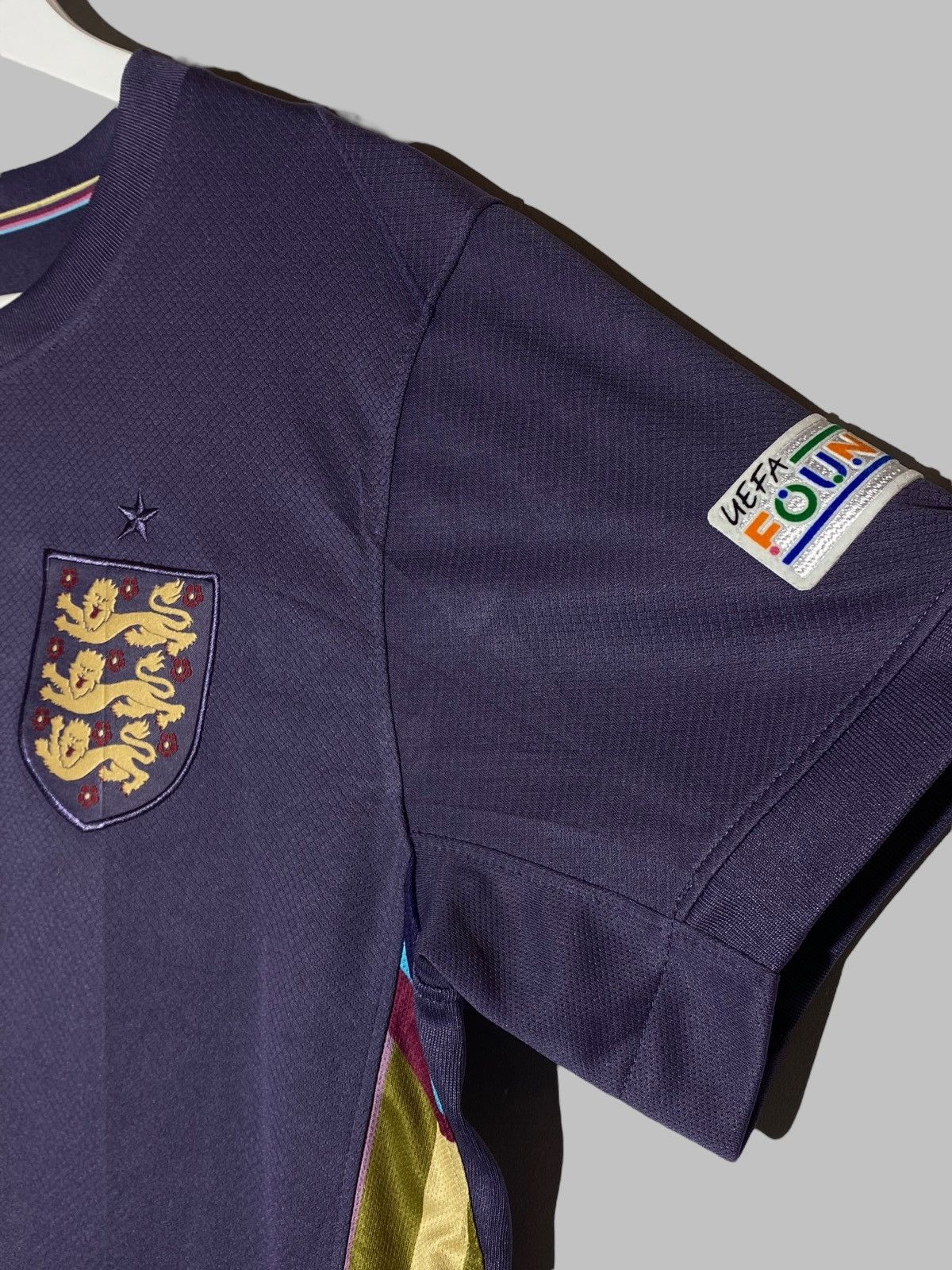 Nike ENGLAND NIKE EURO JERSEY TRIPPIER #12 STUNNING COLORS Size US M / EU 48-50 / 2 - 11 Thumbnail