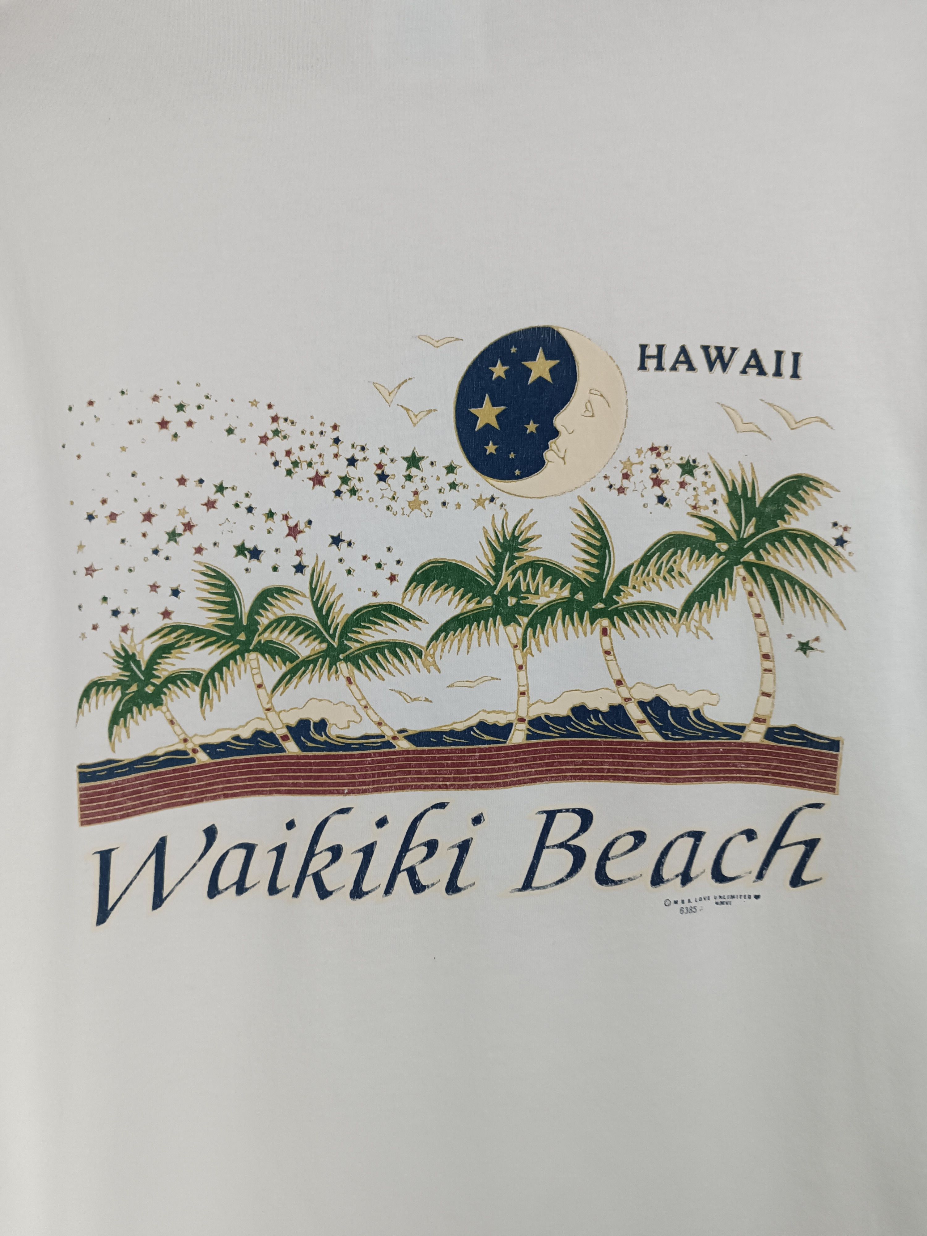 Vintage VINTAGE Y2K WAIKIKI BEACH HAWAII GUAM SURF SUN TEE Size US L / EU 52-54 / 3 - 9 Thumbnail